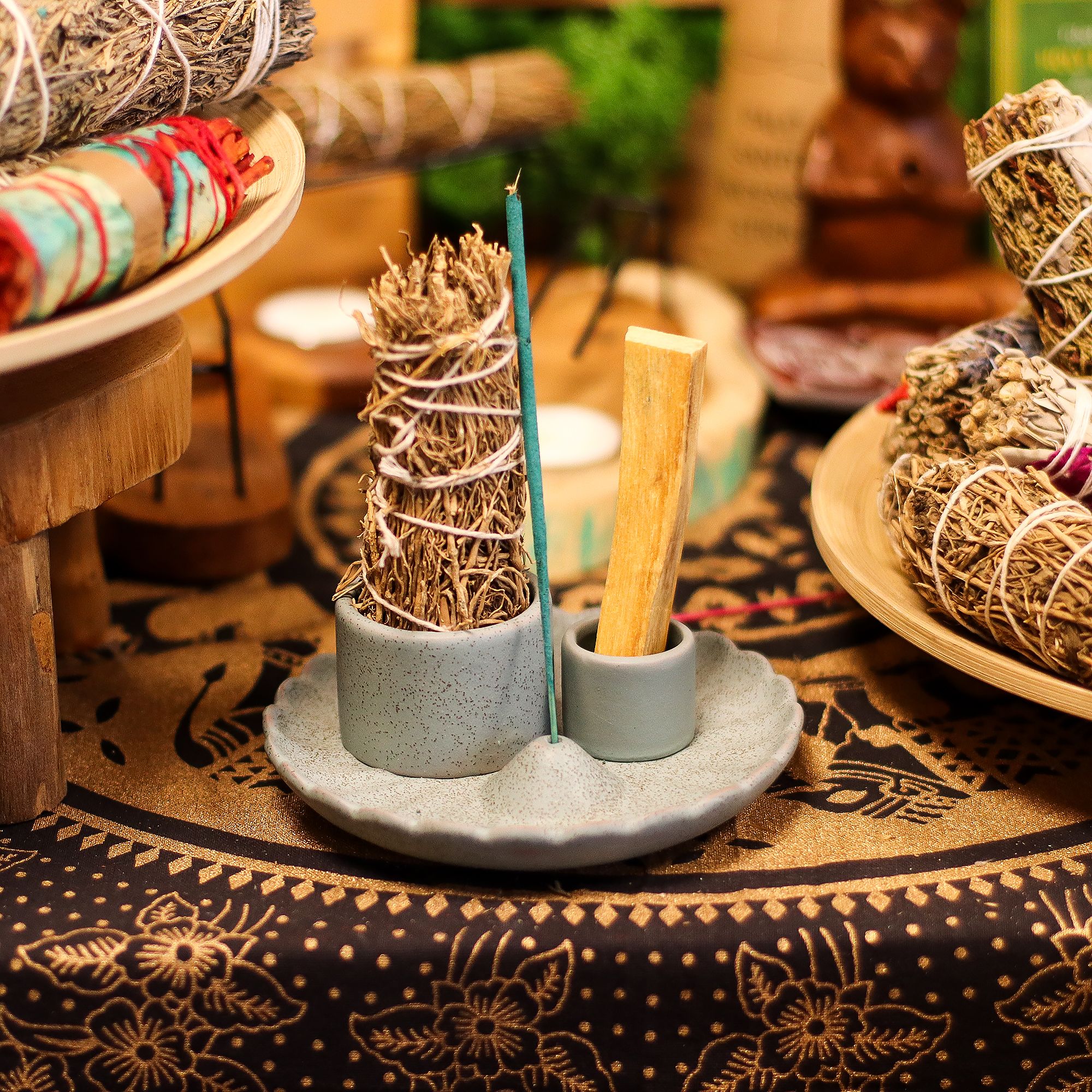 Soporte cerámico para Palo Santo e Incienso - Flor de loto - Azul - Imagen 4