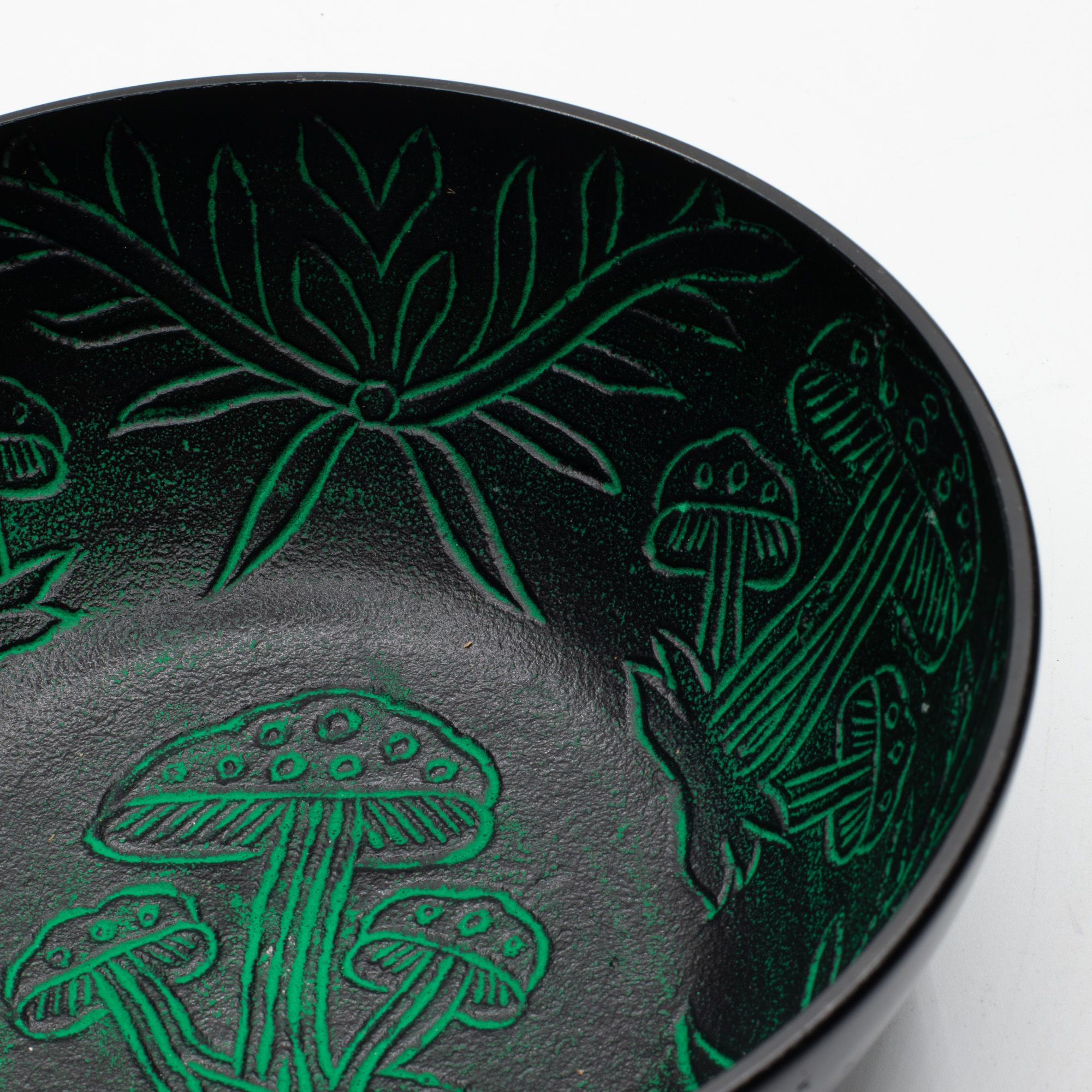 Cuenco tibetano de aluminio - hongo mágico - verde (20cm) - Imagen 4
