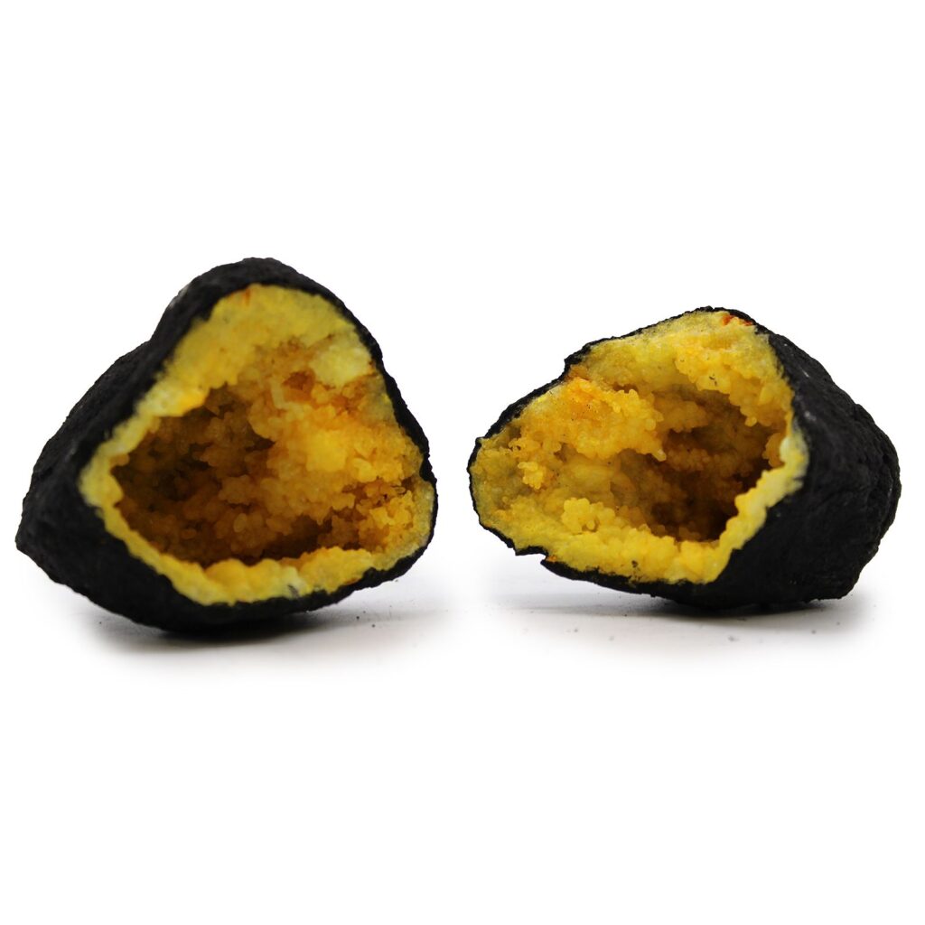 Geodas de calcita coloreada – Piedra Negra – Amarillo