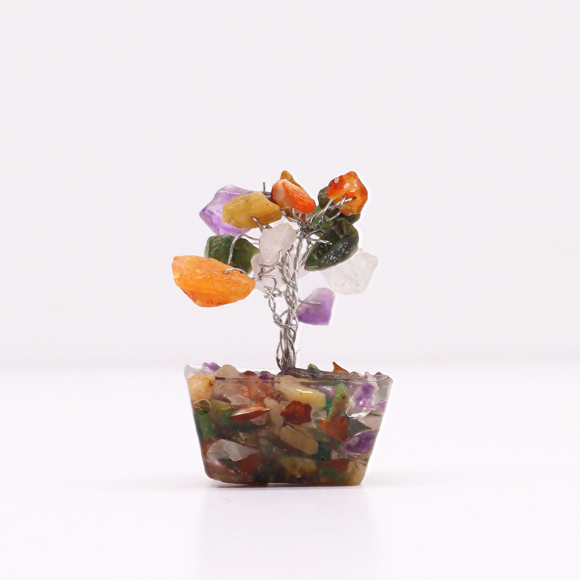 Mini árbol de piedras preciosas sobre base de orgonita – Piedras múltiples (15 piedras)