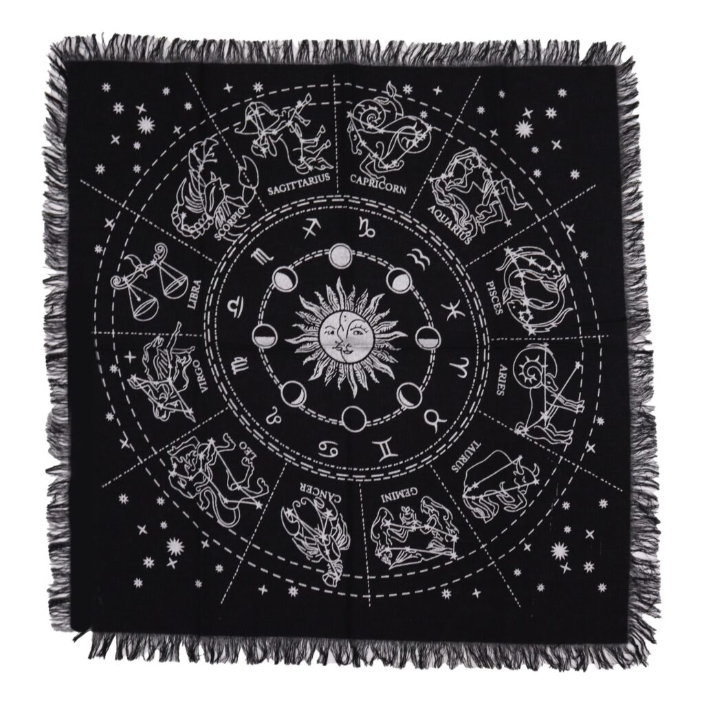 Mantel de altar esotérico con flecos – Horóscopo