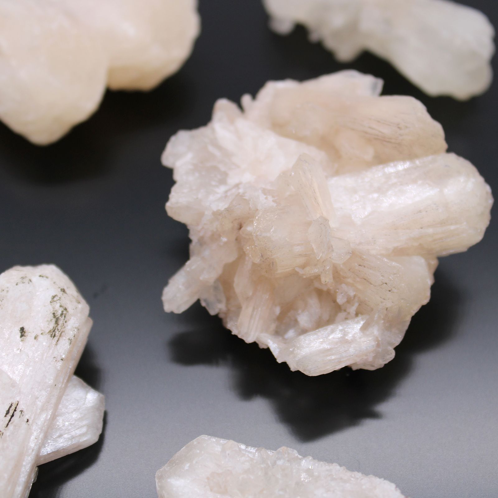 Combinación de Stilbite con Apophyllite 20-30mm - Imagen 11