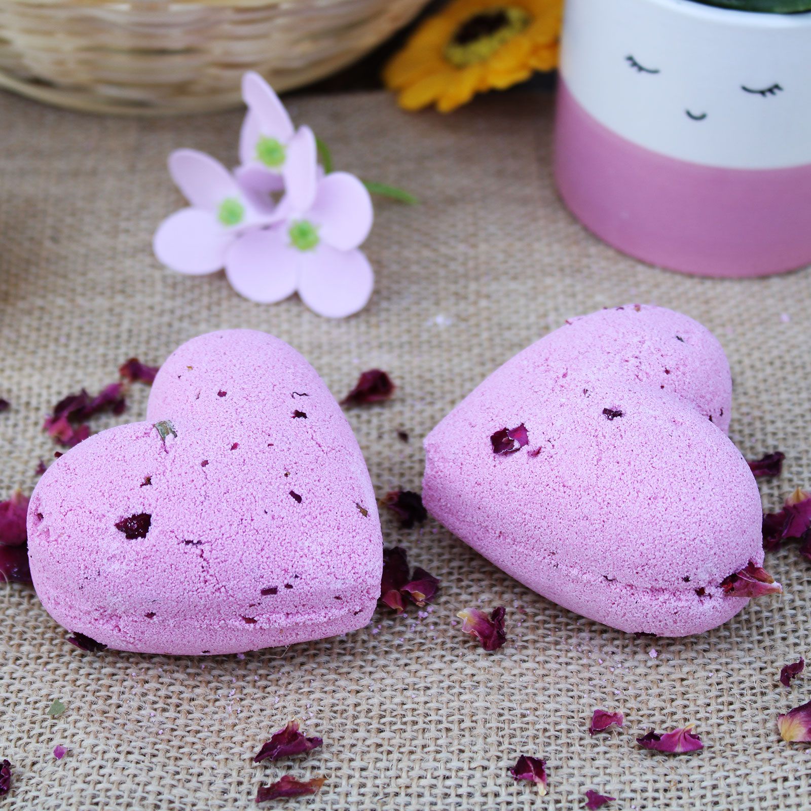 Bomba de baño de corazón 70 g - Ylang y rosa - Imagen 2
