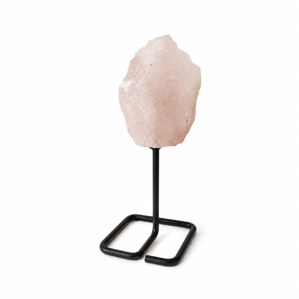 Especimen mineral en soporte de metal – Cuarzo rosa