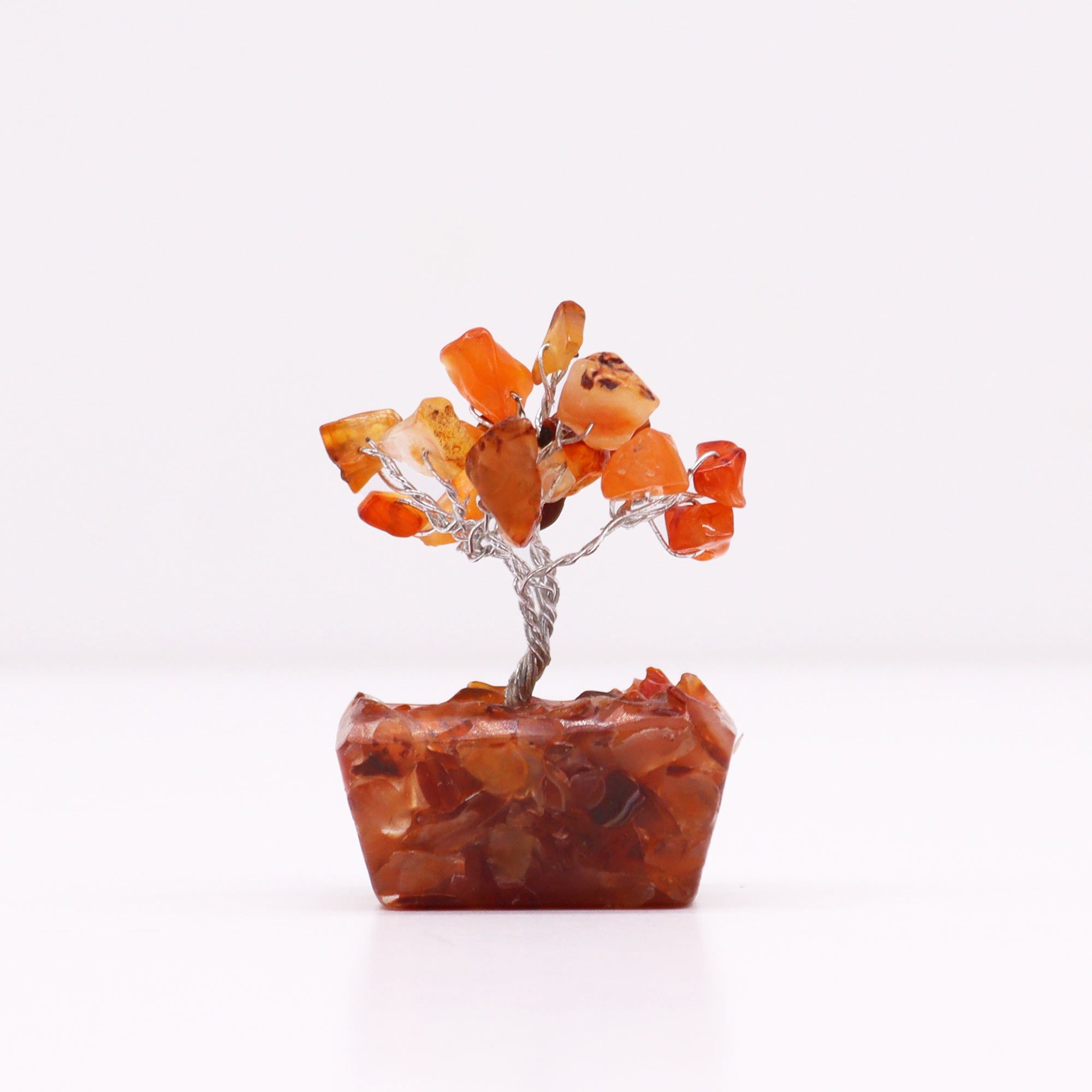 Mini árbol de piedras preciosas sobre base de orgonita – Cornalina (15 piedras)