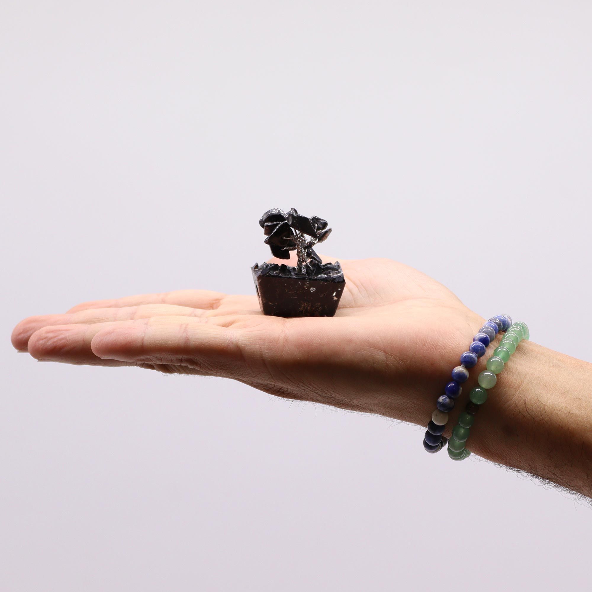 Mini árbol de piedras preciosas sobre base de orgonita - Ágata negra (15 piedras) - Imagen 4