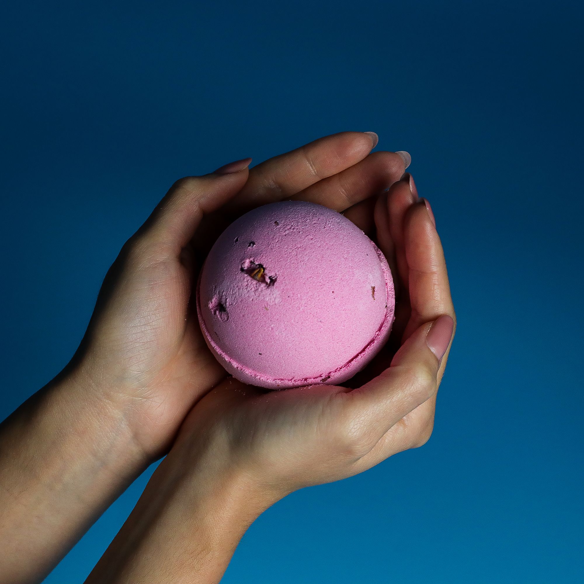 Bomba de Baño Rosa Y Pétalos - Imagen 3