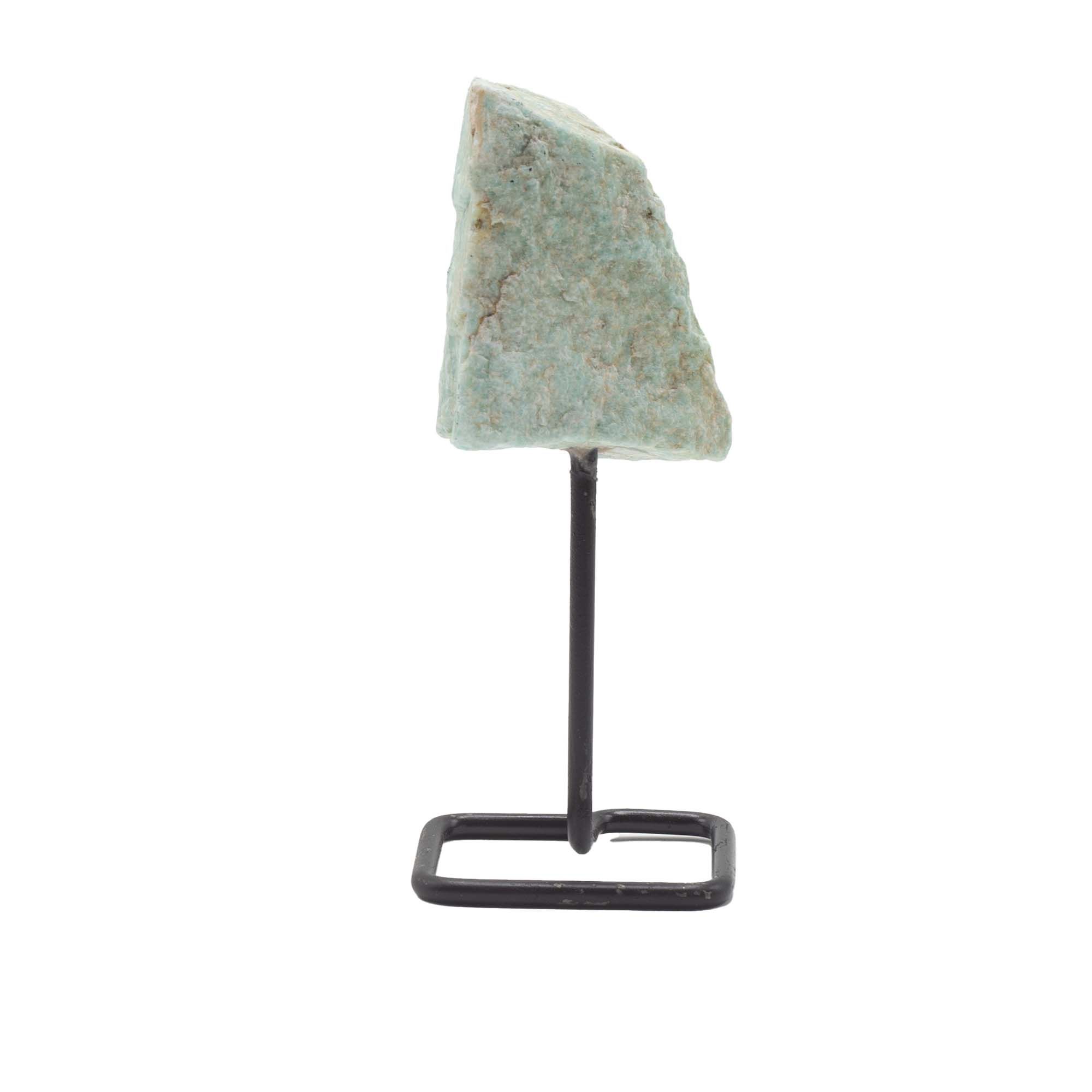 Muestra de mineral en soporte metálico – amazonita