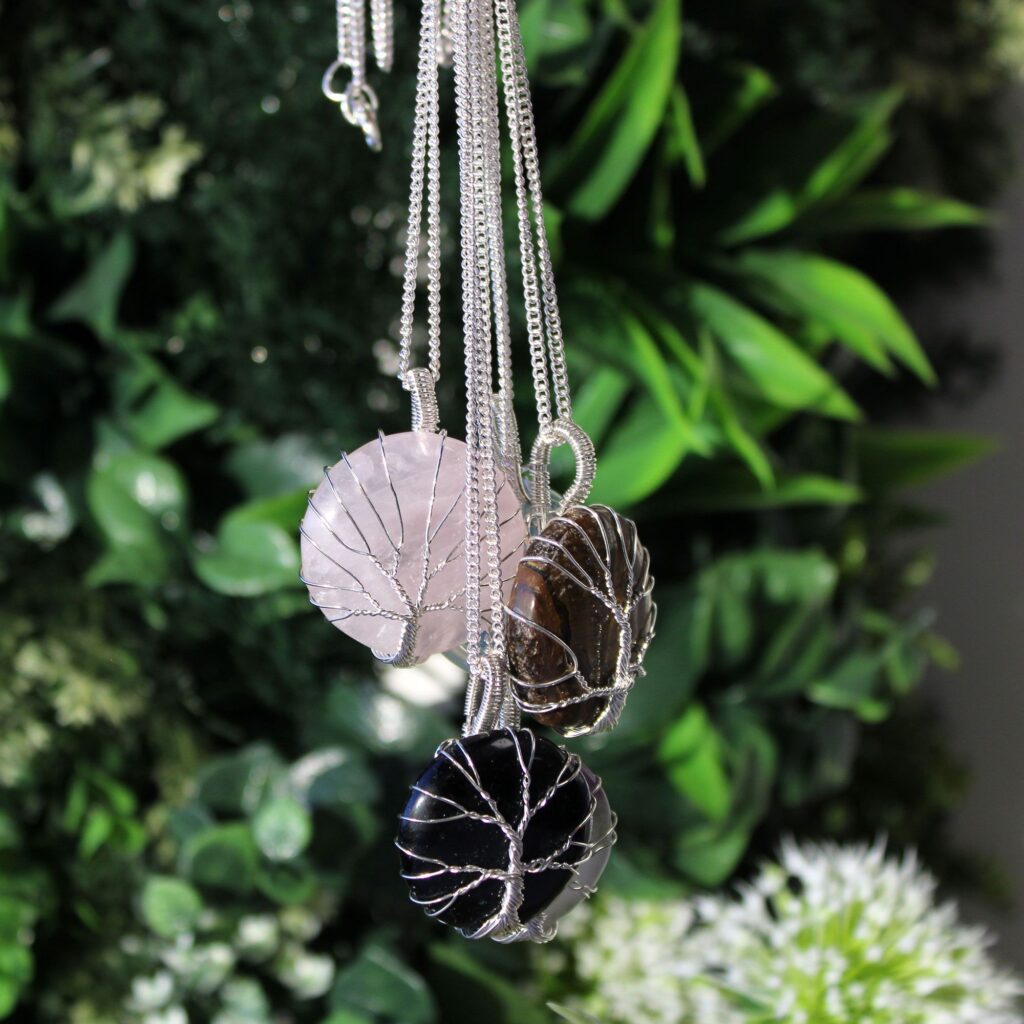 Collar Árbol de la Vida – Cuarzo Rosa