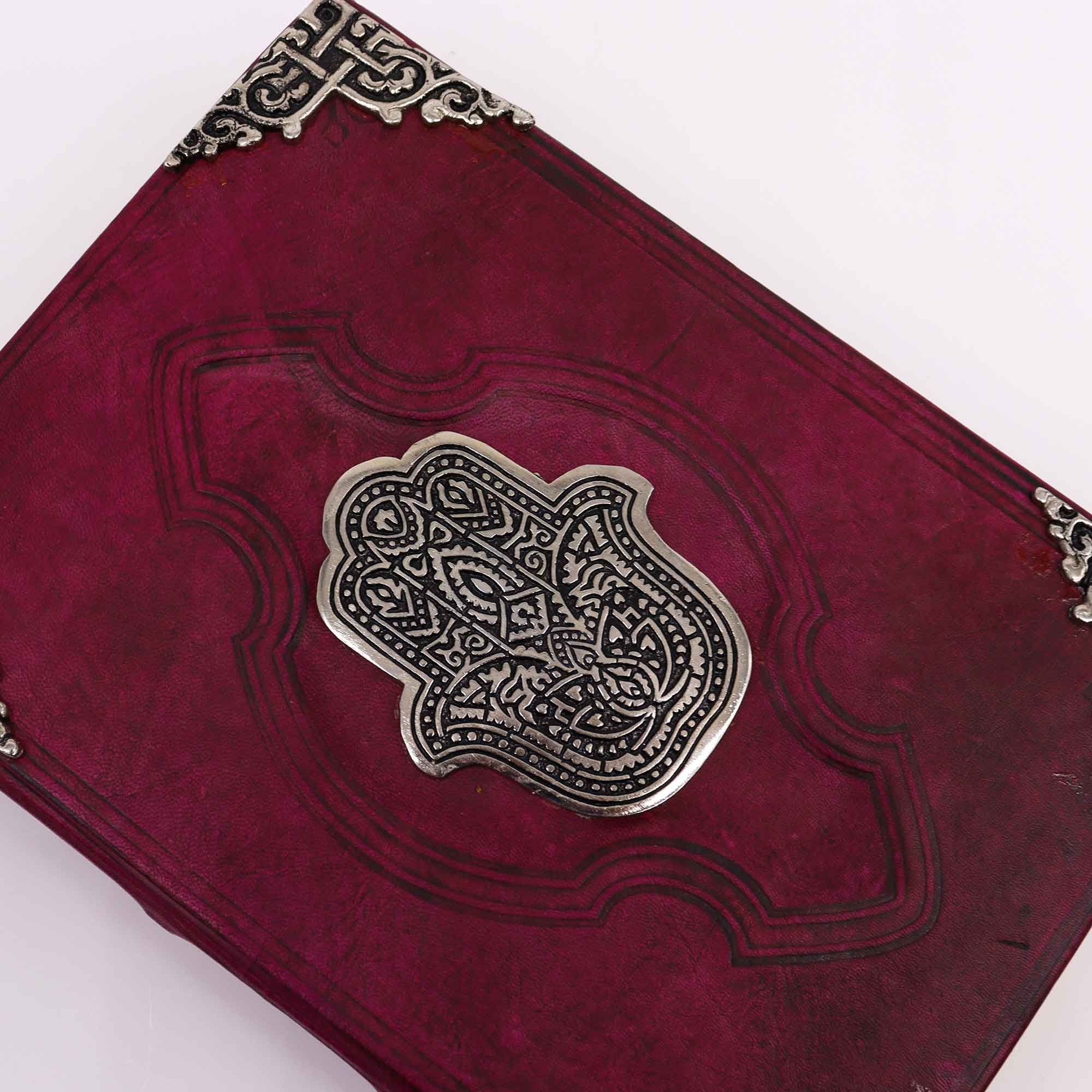 Libro Bronceado Rojo - Decoración Hamsa de zinc con bordes de cubierta - Imagen 2
