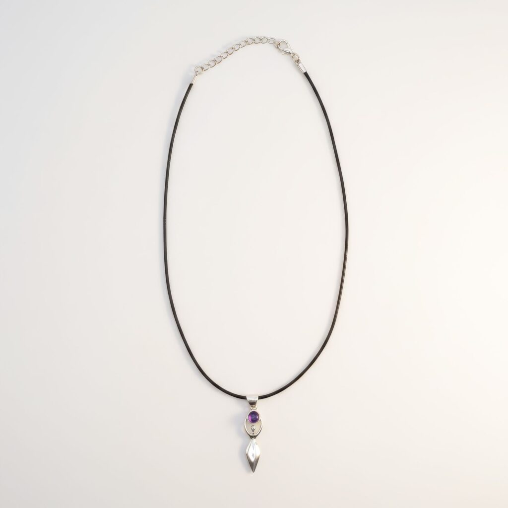 Colgantes devocionales de la India – Baño de plata (Cordón de 45 cm) – Diosa Amatista
