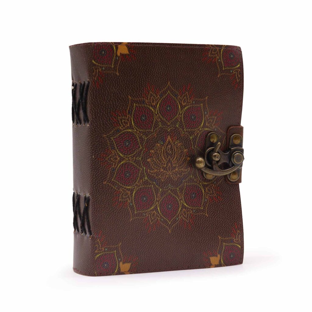Cuaderno de Cuero – Flor de Loto – 12,5×17,5cm