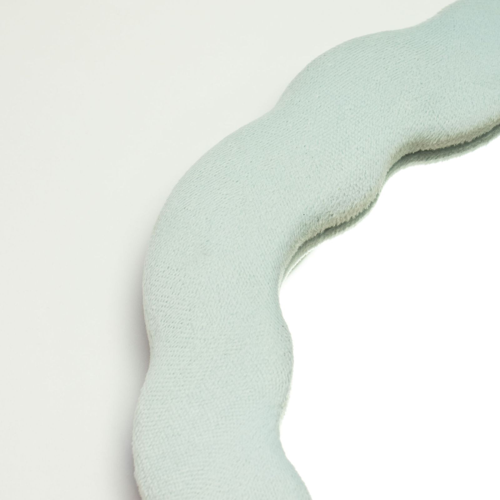 Espejo suave y ondulado – Nube – Azul nube (28x24x2.3cm) - Imagen 5