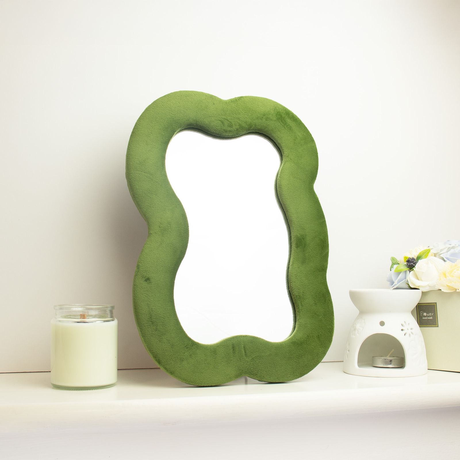 Espejo suave ondulado - Nube grande - Verde musgo (33.4x23.5x2.3cm) - Imagen 2
