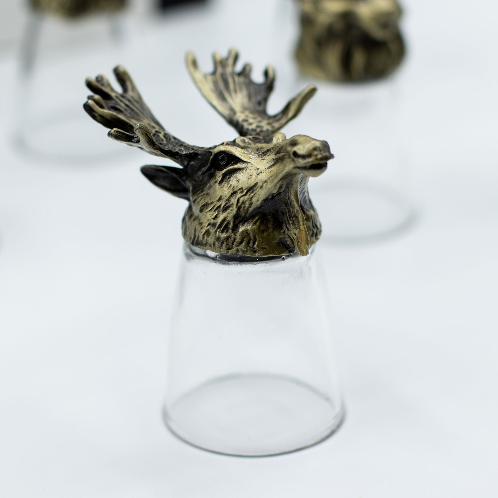 Conjunto de regalo de 12 vasos de chupito Bottom Up (25ml) - Bosque y Criaturas Místicas - Bronce Antiguo - Imagen 6