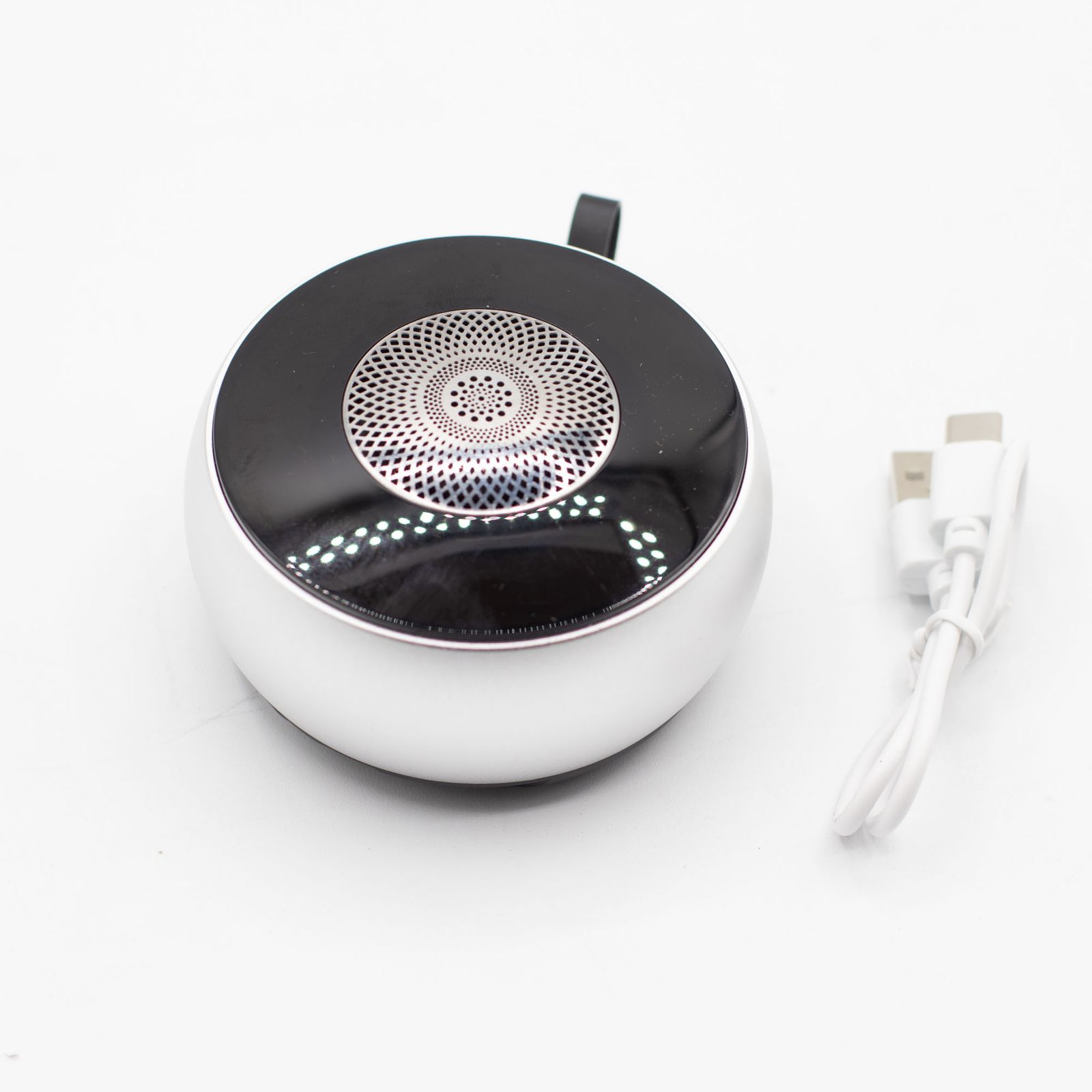 Altavoz mini plateado con efecto de iluminación Mandela - Imagen 5