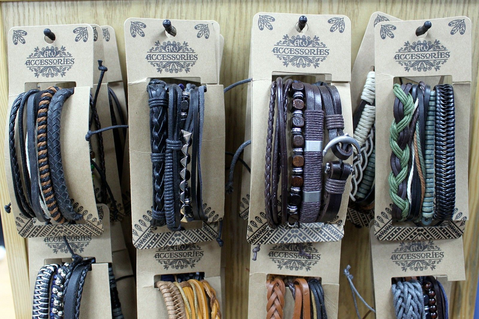 Pulsera de Hombre - Metal Y Cuero (color aleatorio) - Imagen 6