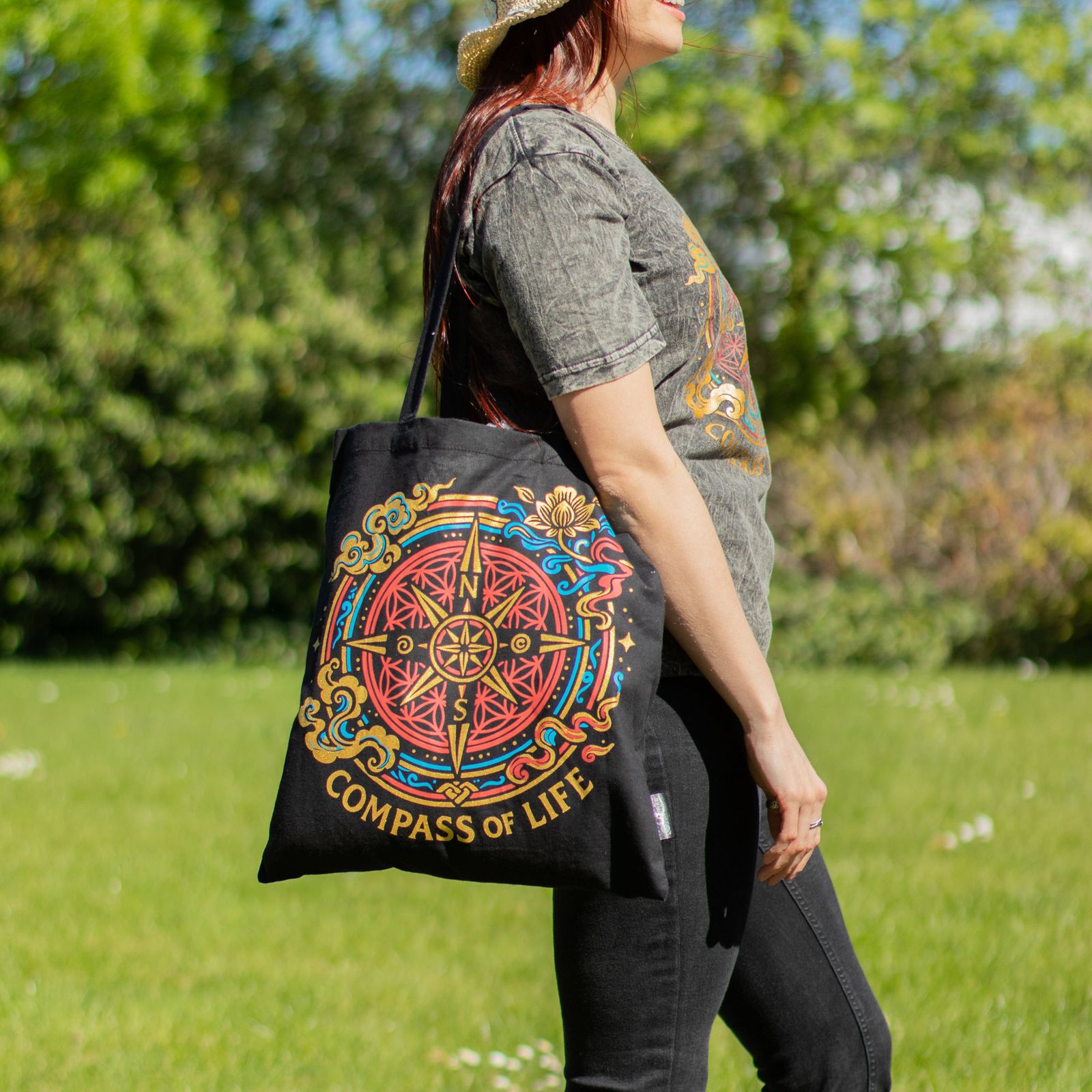 Bolso tote icónico y clásico - Brújula de la Vida - Negro 6oz - Imagen 6