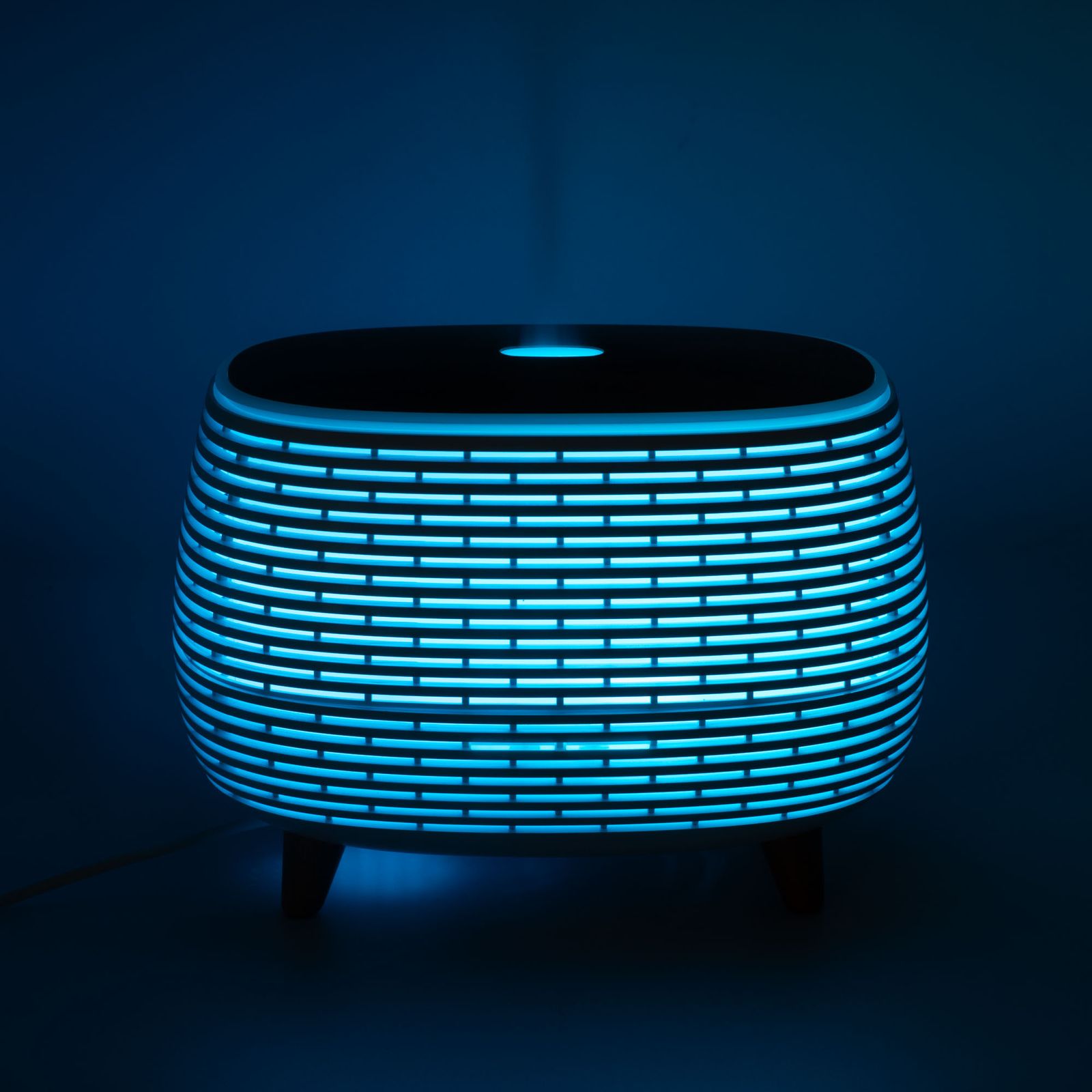 Aromaterapia Futurista con estrías - USB - Cambio de color - Control remoto - Imagen 11