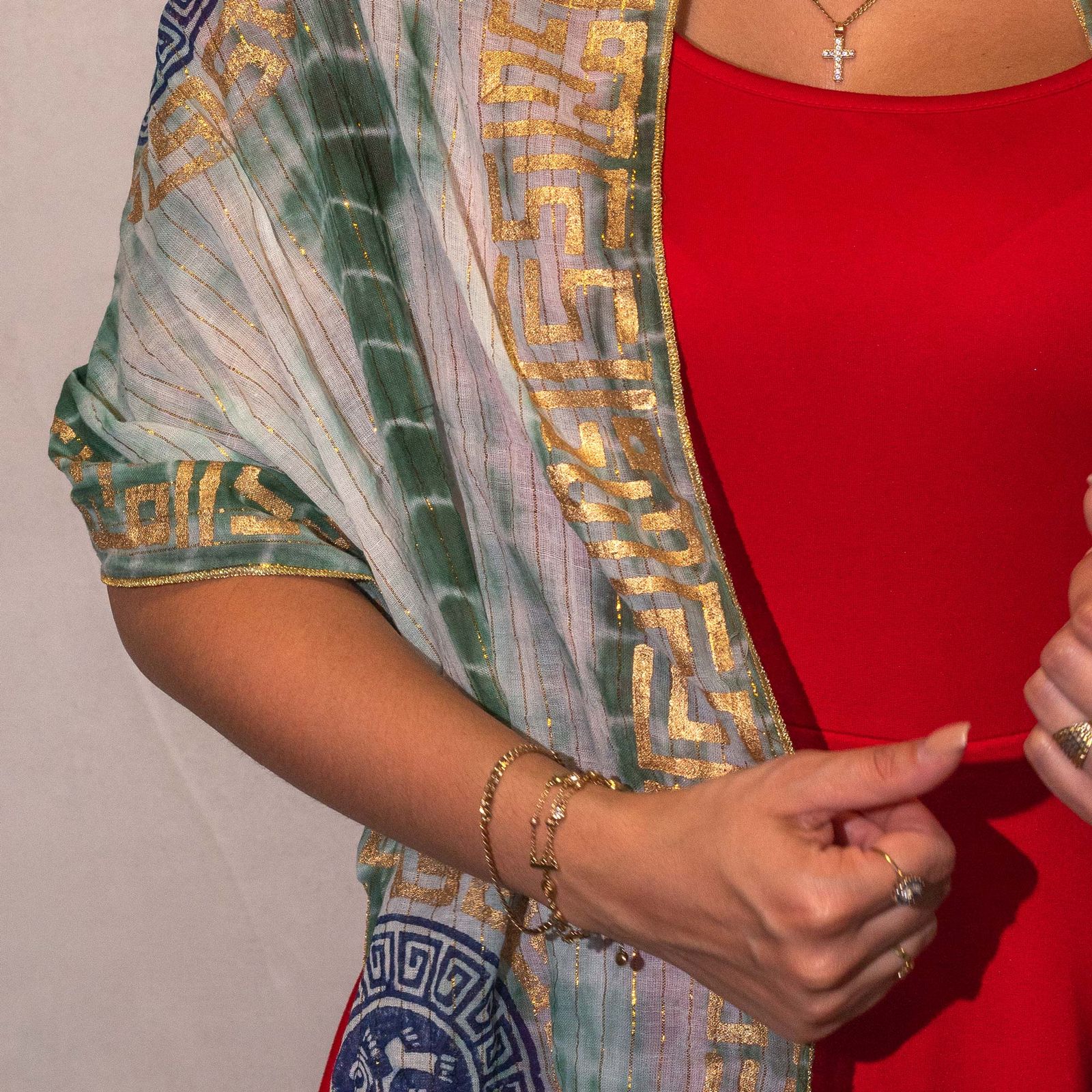Nomad Sari Verano Marbella Pañuelo estampado - Verde con Oro (180x50cm) - Imagen 3