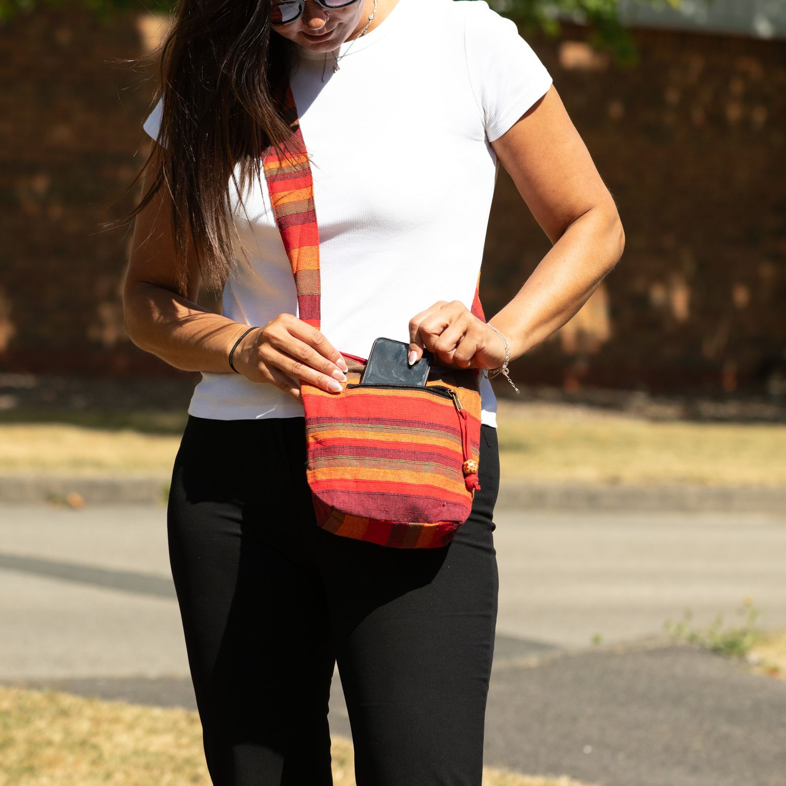 Nepal Sling Bag - Sunrise Orange - Imagen 6