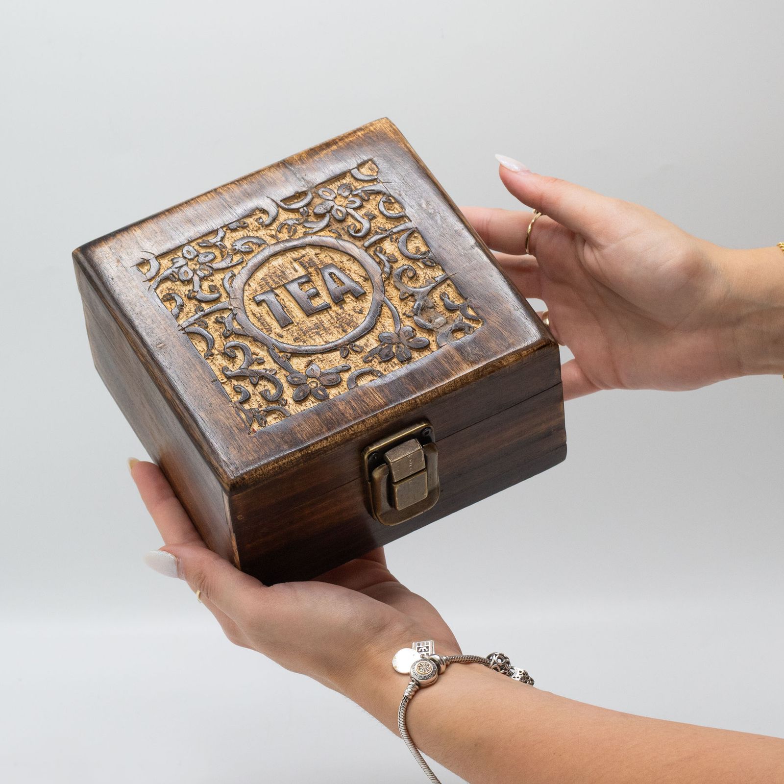 Caja de té tallada (4 compartimentos) - Imagen 2