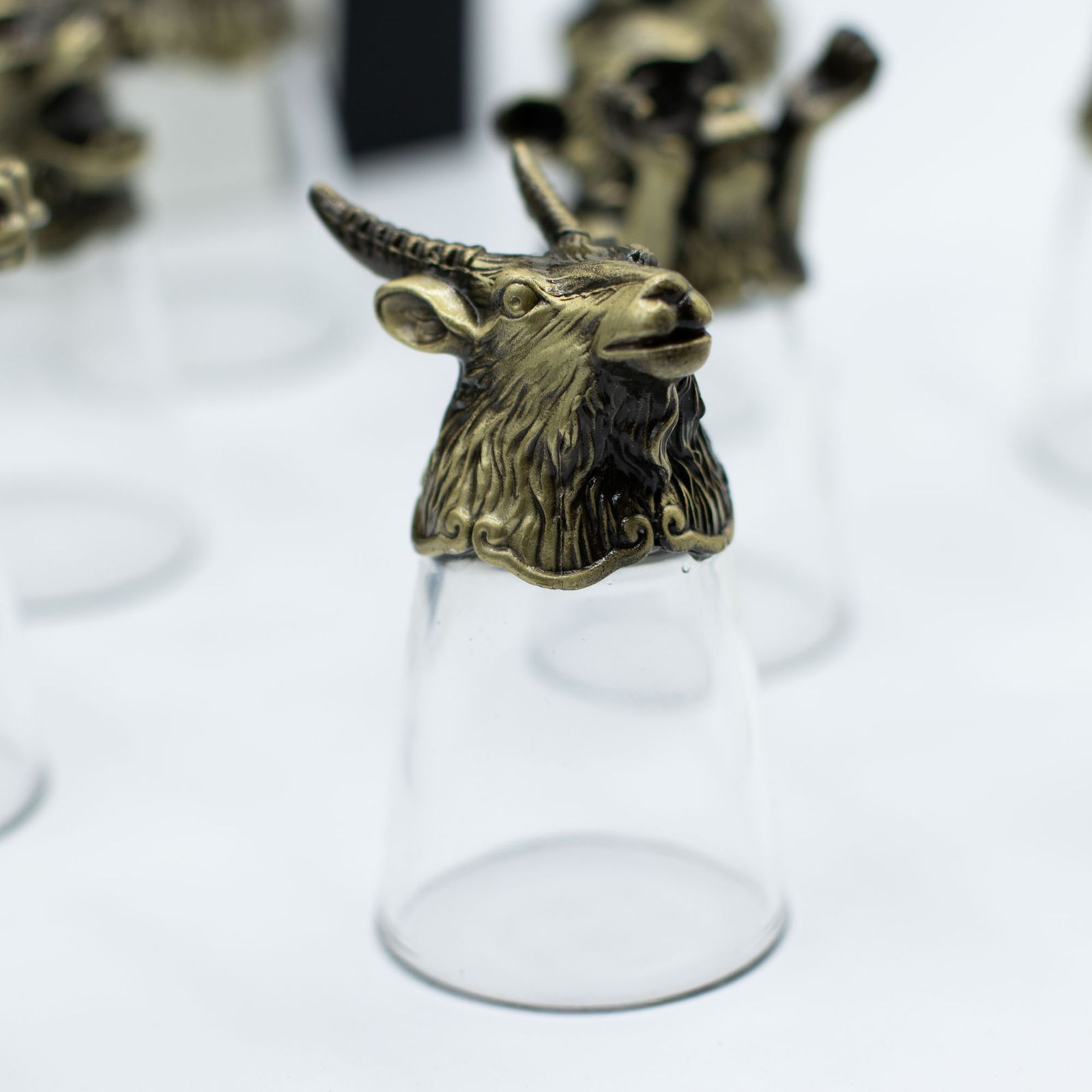 Vasos de chupito Bottom Up (25ml) - Bosque y Criaturas Místicas - Bronce Antiguo - Imagen 9