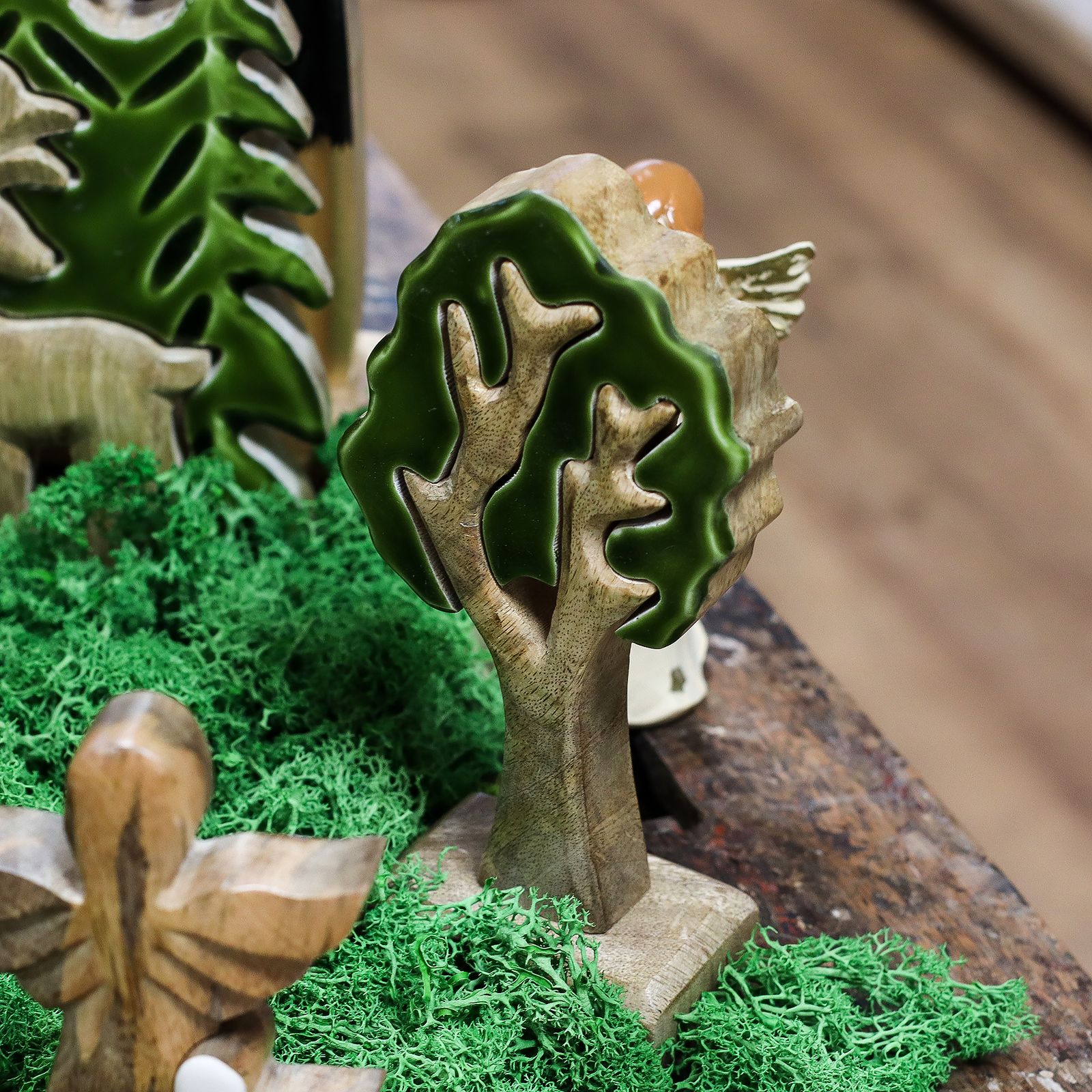 Perdido en el bosque - Decoración de madera 3D de un solo árbol - 20x10cm - Imagen 5