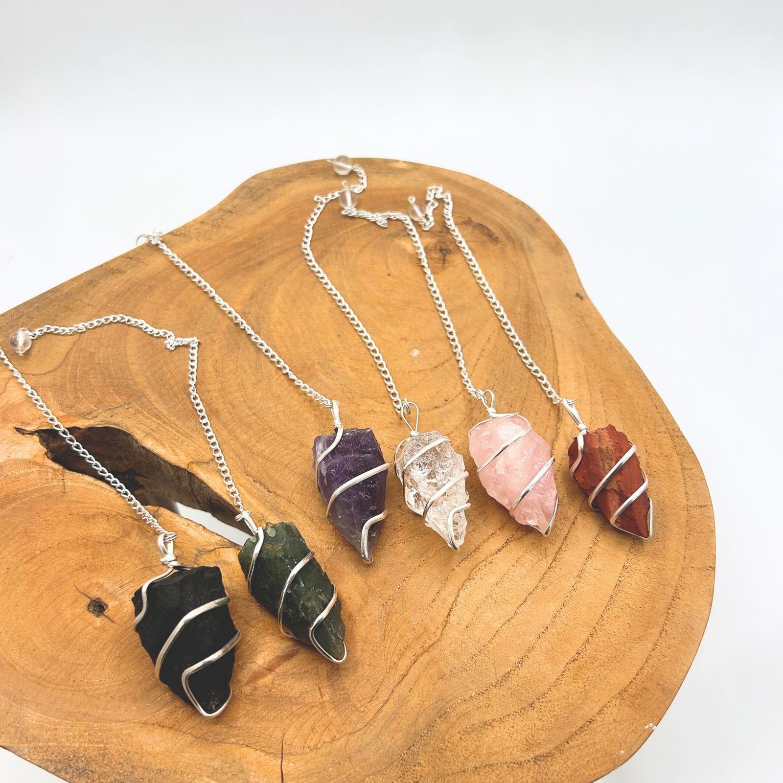 Raw Gemstone Pendulum - Amethyst - Imagen 4