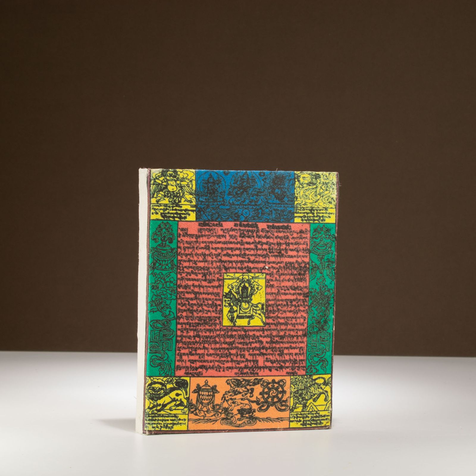 Cuaderno de banderas de oración de lokta tradicional – Mediano (15x12 cm) – 45 hojas – Natural - Imagen 4