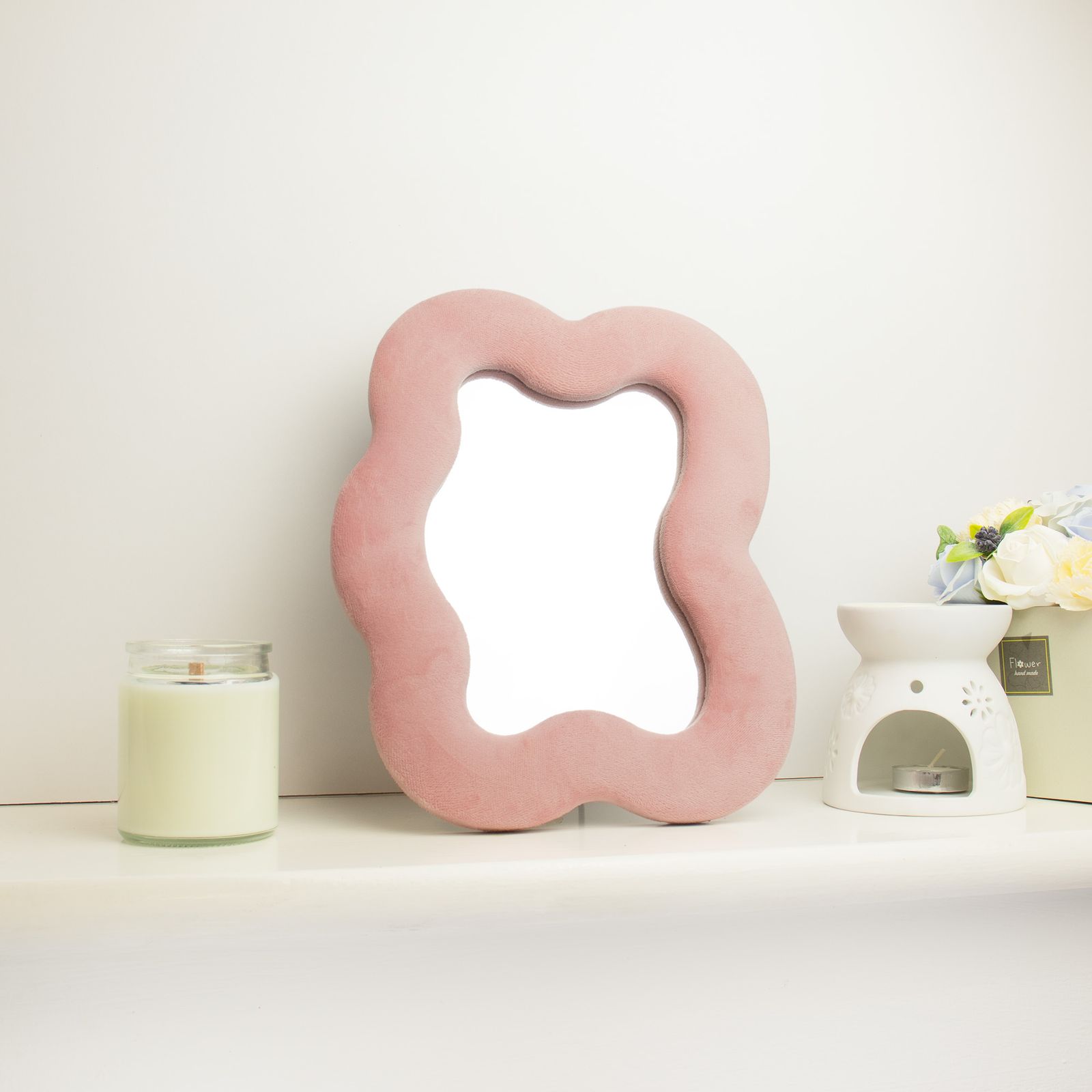 Espejo suave y ondulado – Guijarro cuadrado – Rosa suave (22.5 x 27 x 2.3 cm) - Imagen 3