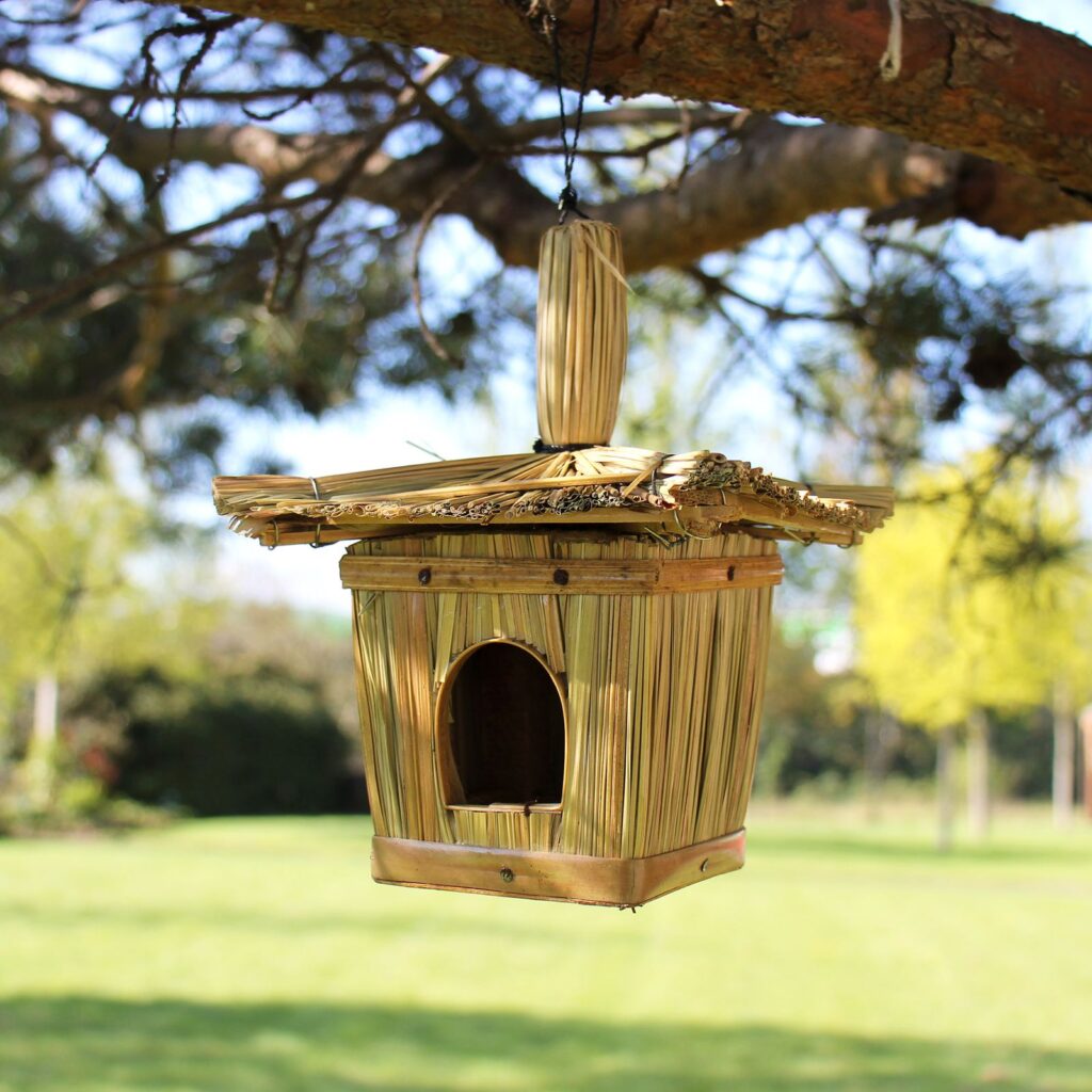 Caja Pequeña Cuadrada para Pájaros 18x13cm