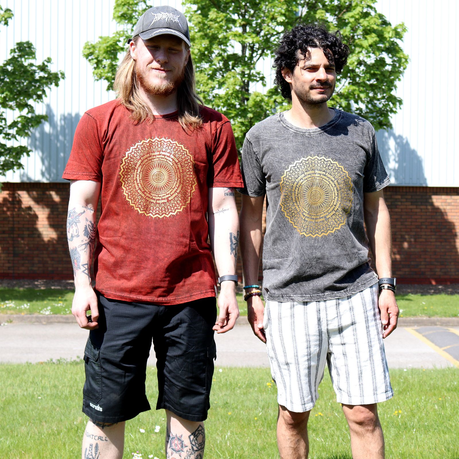 Camiseta Nomad Sari Extra Grande - Mandala - Granate - Imagen 2