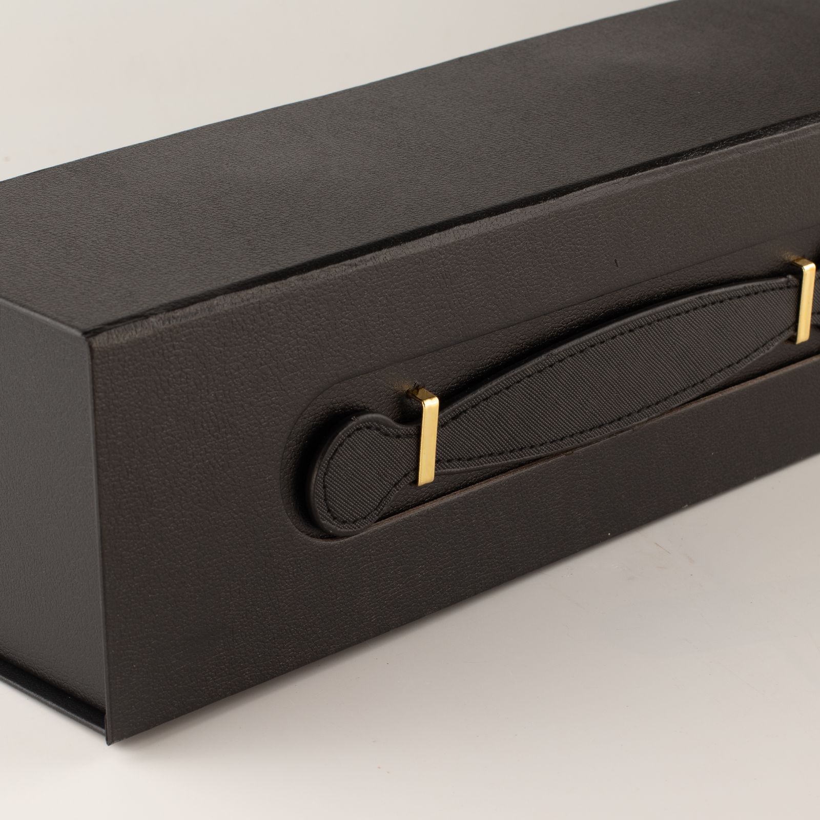 Caja de regalo plegable - Con forma de caja de vino (33.5x10x10.5cm) - Negro - Imagen 7
