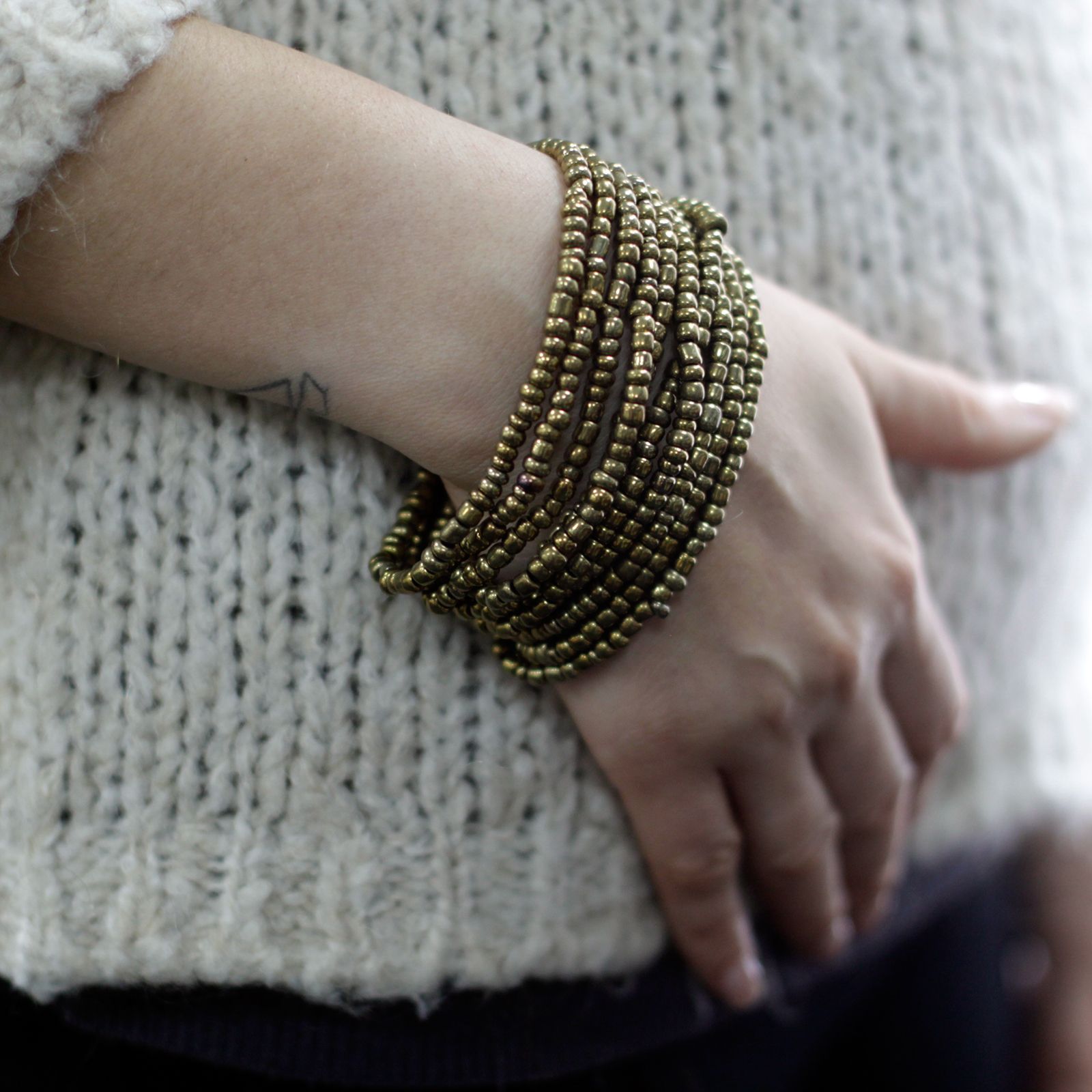 Brazalete de Cuentas Múltiples Cierre de Madera - Surtido de Oro/Bronce - Imagen 3