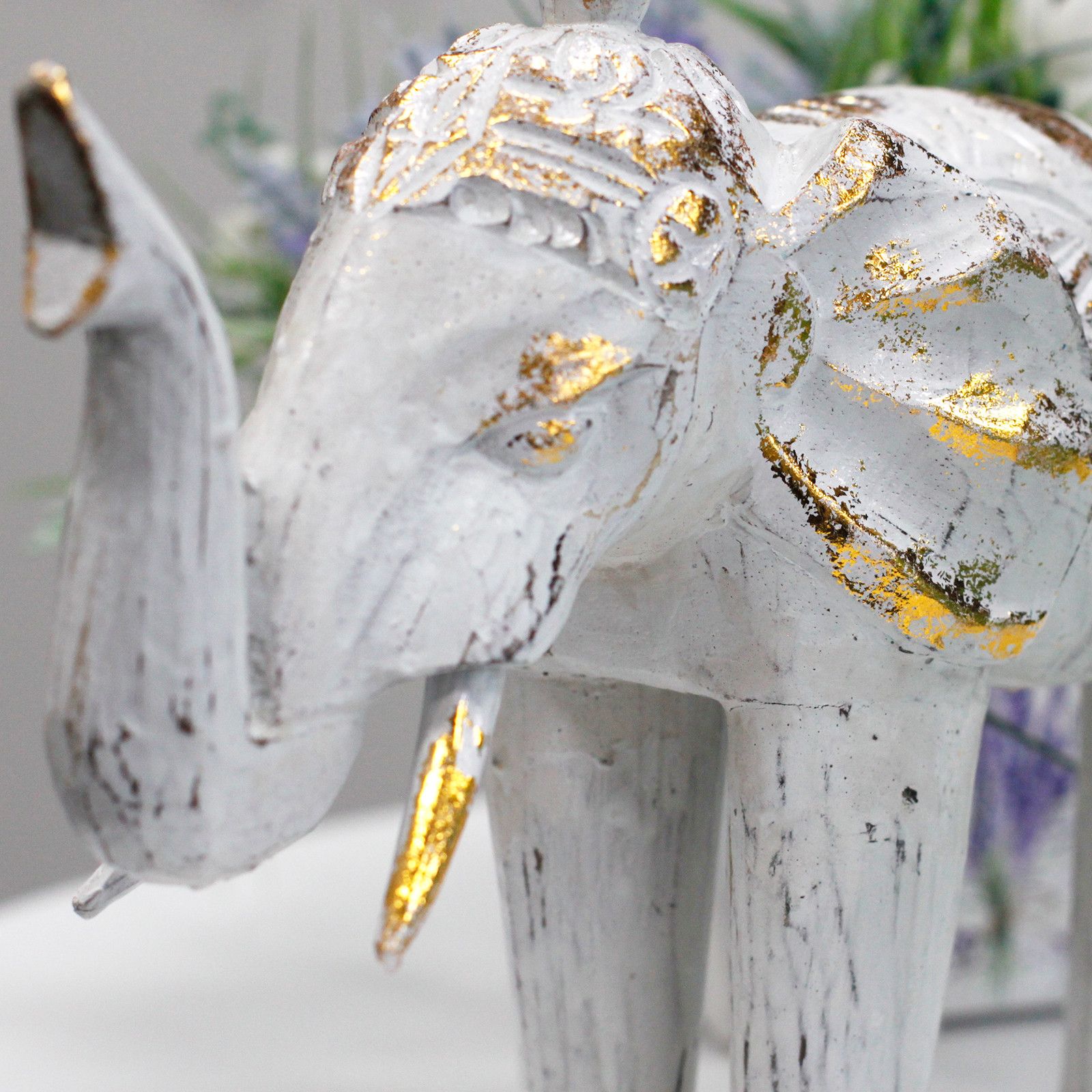 Elefante Tallado en Madera - Oro Blanco - Imagen 3