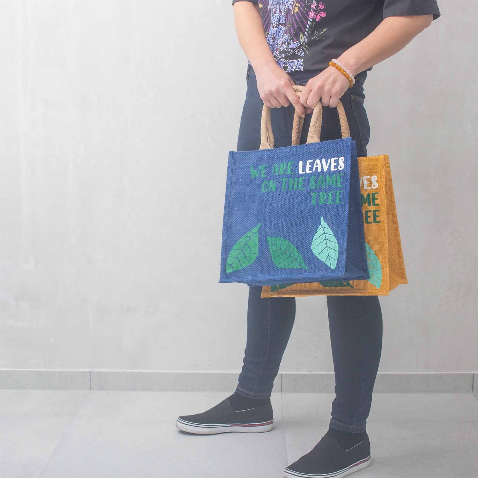 bolsa de yute estampada - Somos hojas - Amarillo, Azul y Natural - Imagen 12