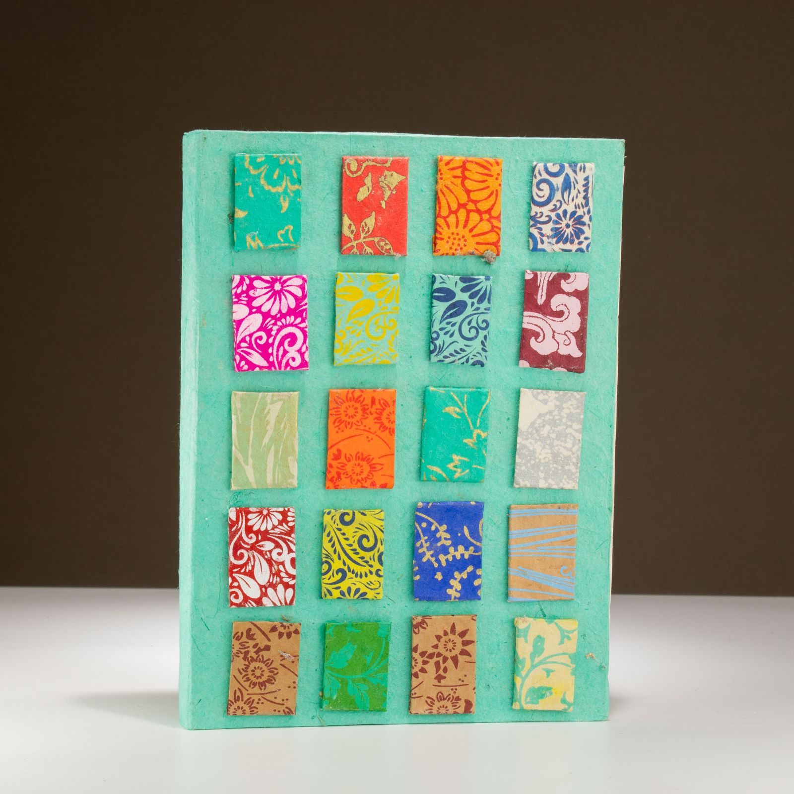 Cuaderno Lokta Mini Tiles – Grande (21x15 cm) – 45 Hojas – Incluye Marcapáginas – Turquesa - Imagen 3