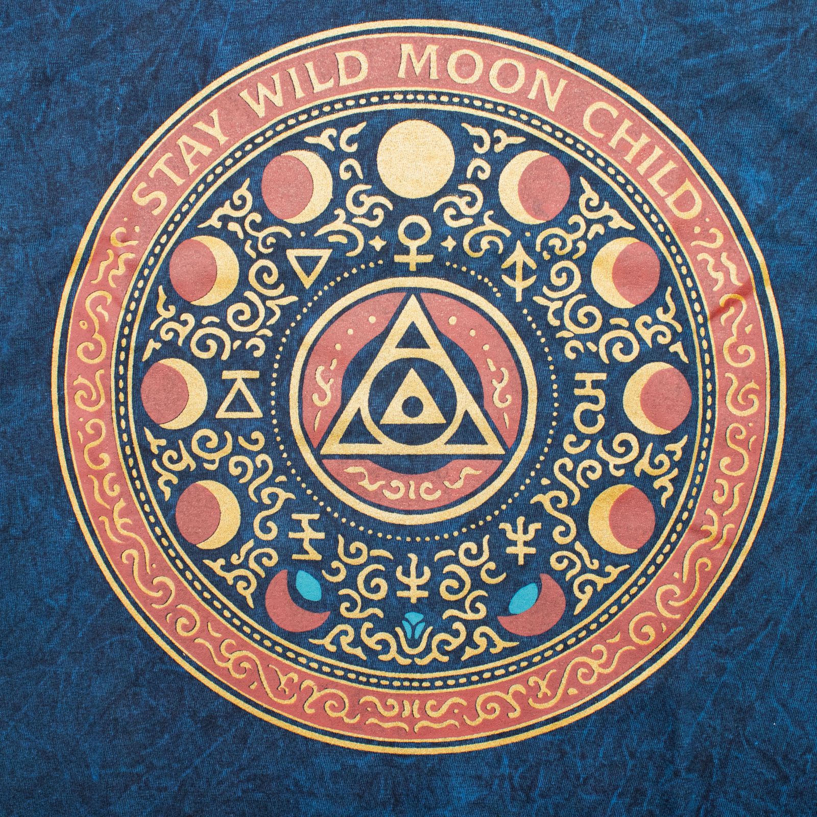 Nomad Sari Stonewashed Cotton T-Shirt - Mantente salvaje, hijo de la luna - Azul - Mediano - Imagen 2