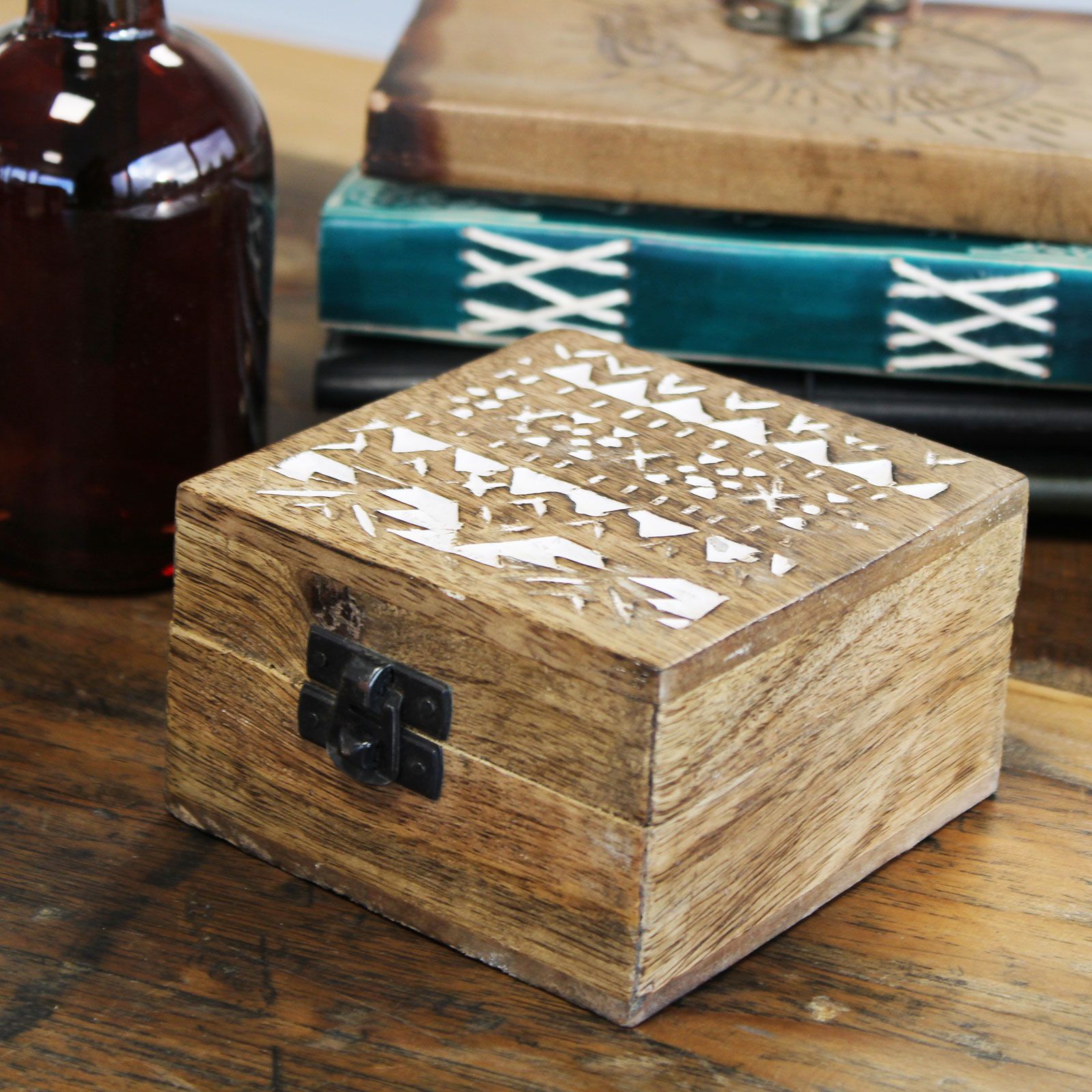Caja de Madera Blanca - 4x4 Pastillero Diseño Eslavo - Imagen 4