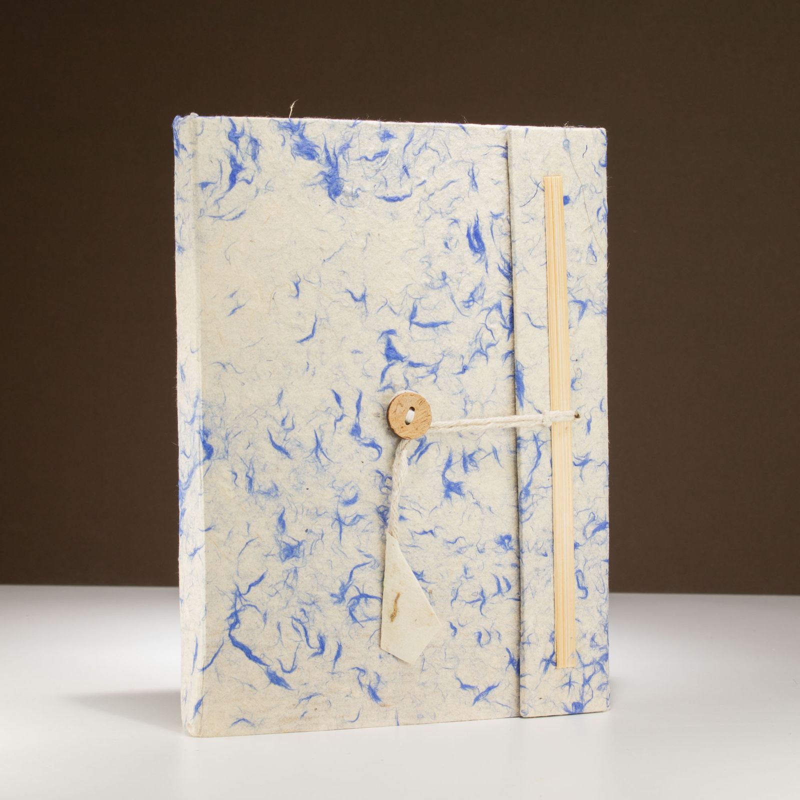 Cuaderno de algodón azul mixto Lokta grande (21x15cm) - 45 hojas - incluye marcador - Imagen 2