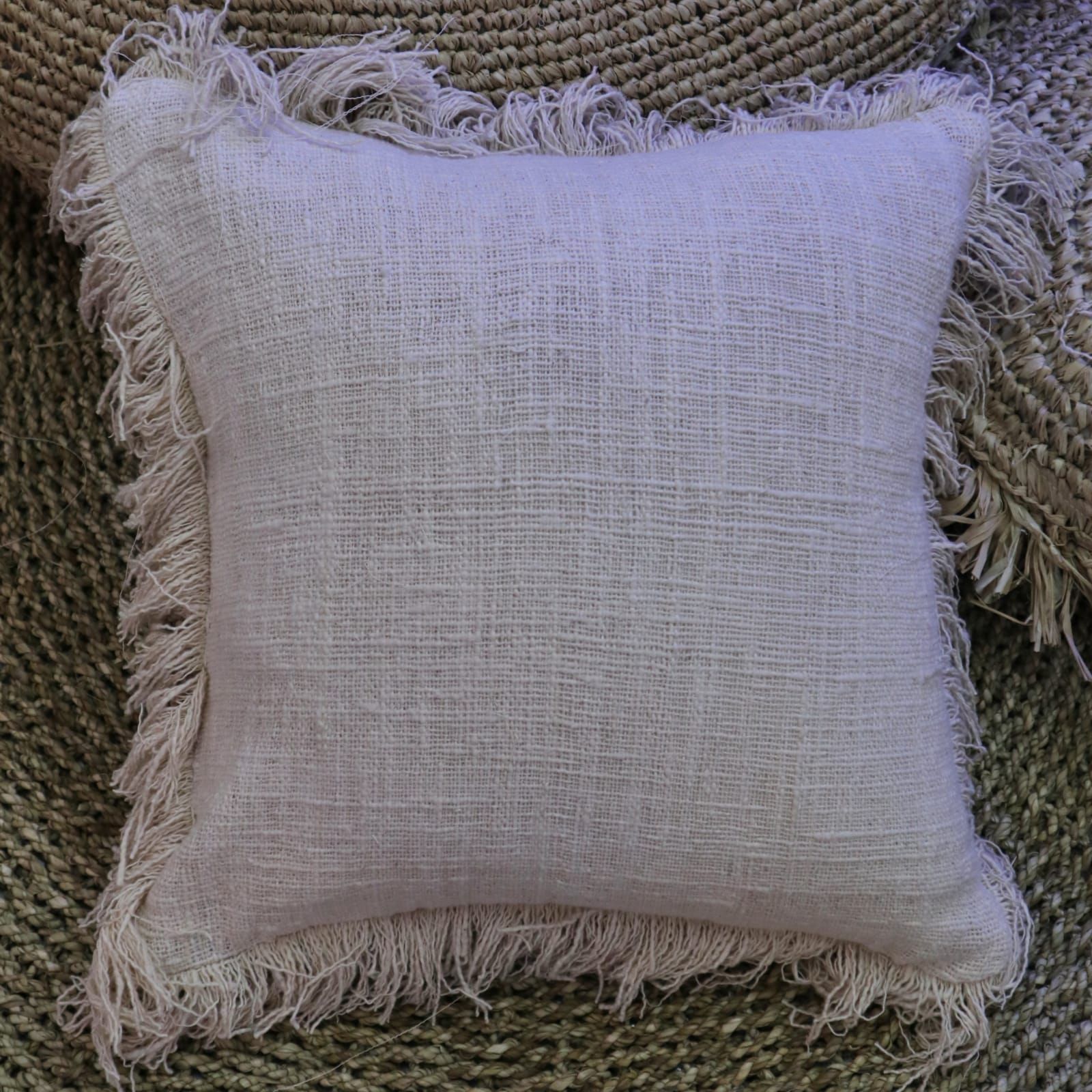 Funda de Cojín de Lino 60x60cm con Flecos - Imagen 2