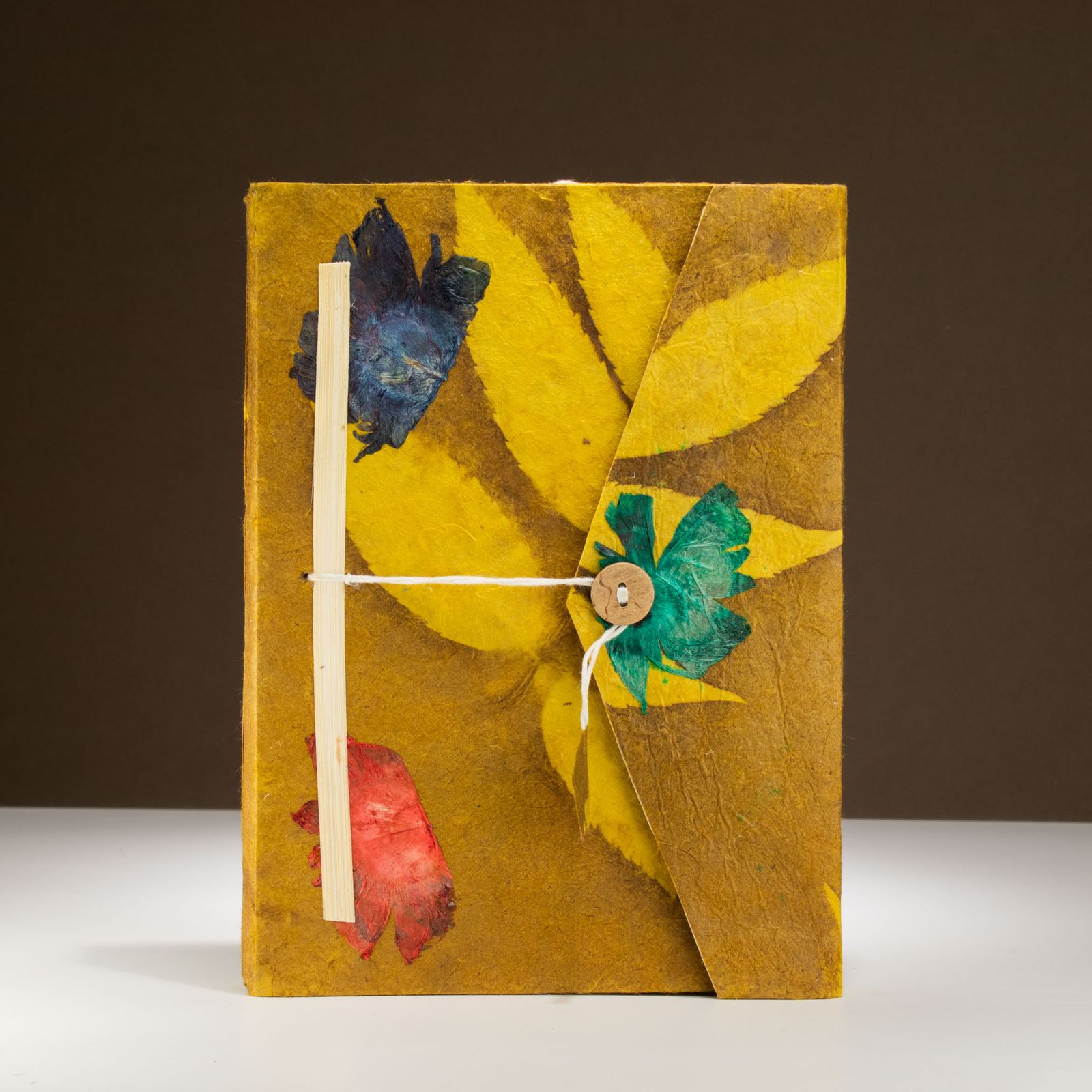 Lokta Bold Floral Notebook – Grande (21x15cm) – 45 hojas – Incluye marcapáginas – Oliva - Imagen 5