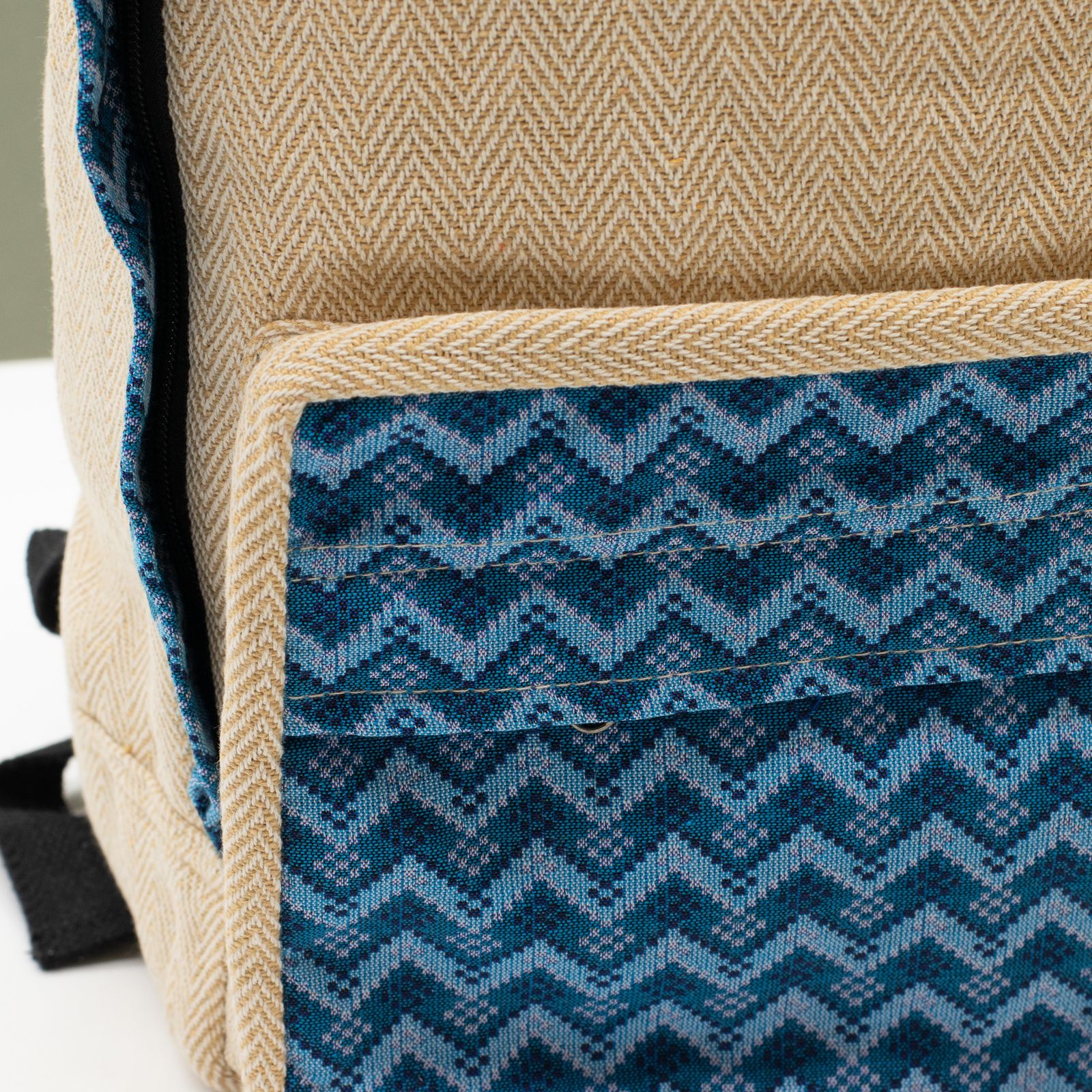 Mochila Kathmandu grande - Diseño Dhaka (39x28x13 cm) - Imagen 5