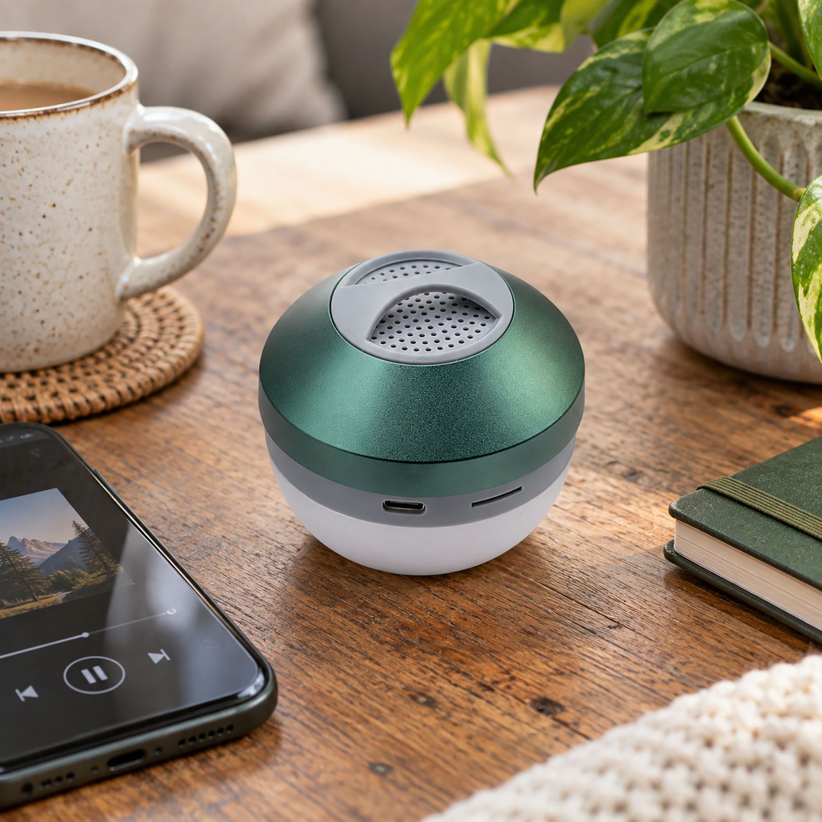 Lámpara colgante verde para acampar y mini altavoz - Imagen 2