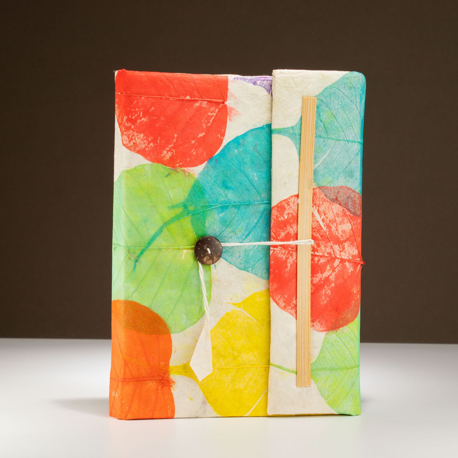 Lrg Lokta Colorful Leafs Lrg (21x15cm) - 45 hojas - Imagen 4