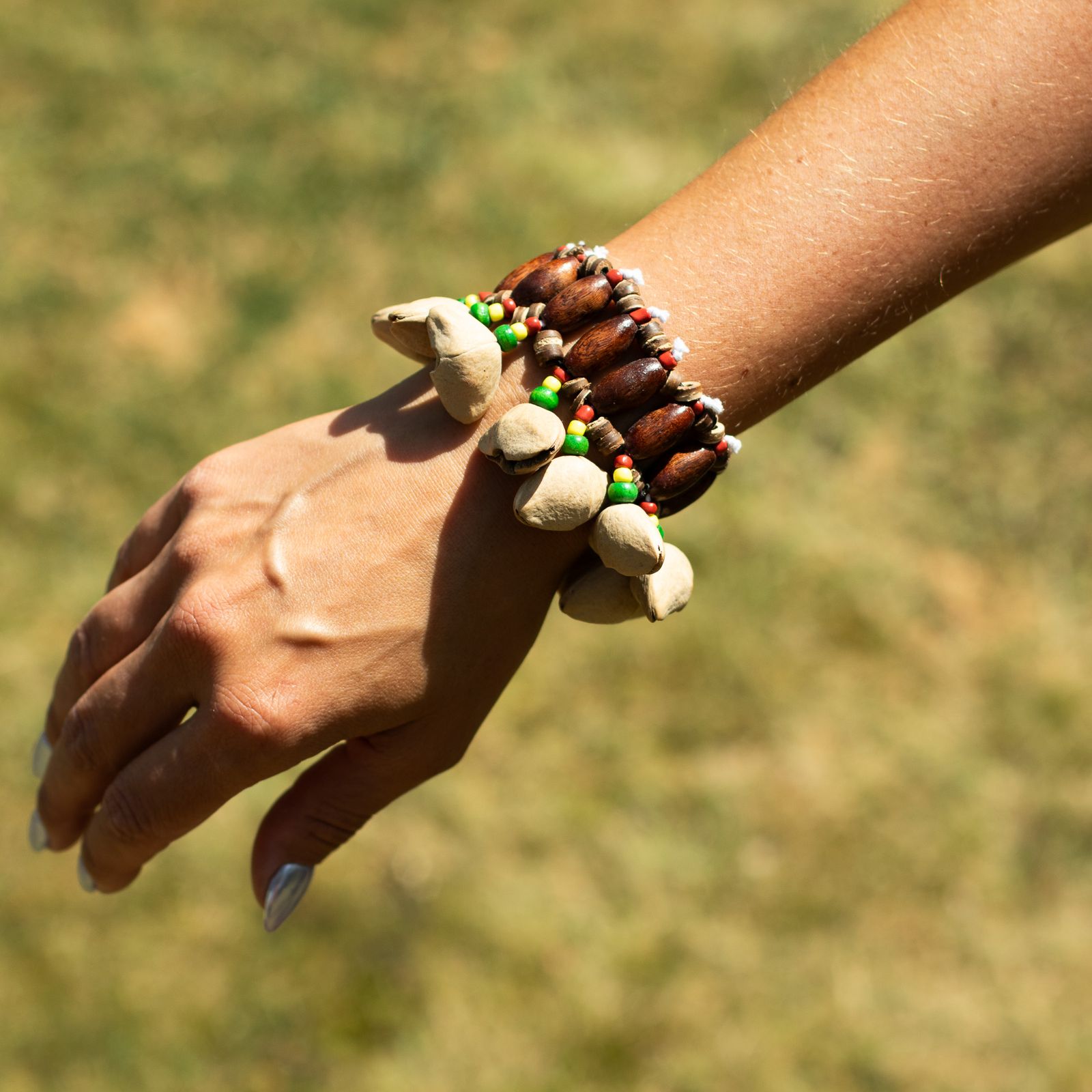 Kenari Shell Hand Shaker - Pulsera Sonajero (15 piezas) - Imagen 4