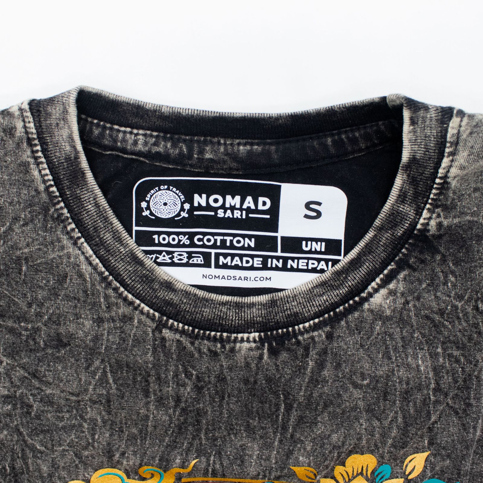 Nomad Sari Camiseta de algodón lavado a piedra - Brújula de la vida - Gris carbón - Pequeño - Imagen 3