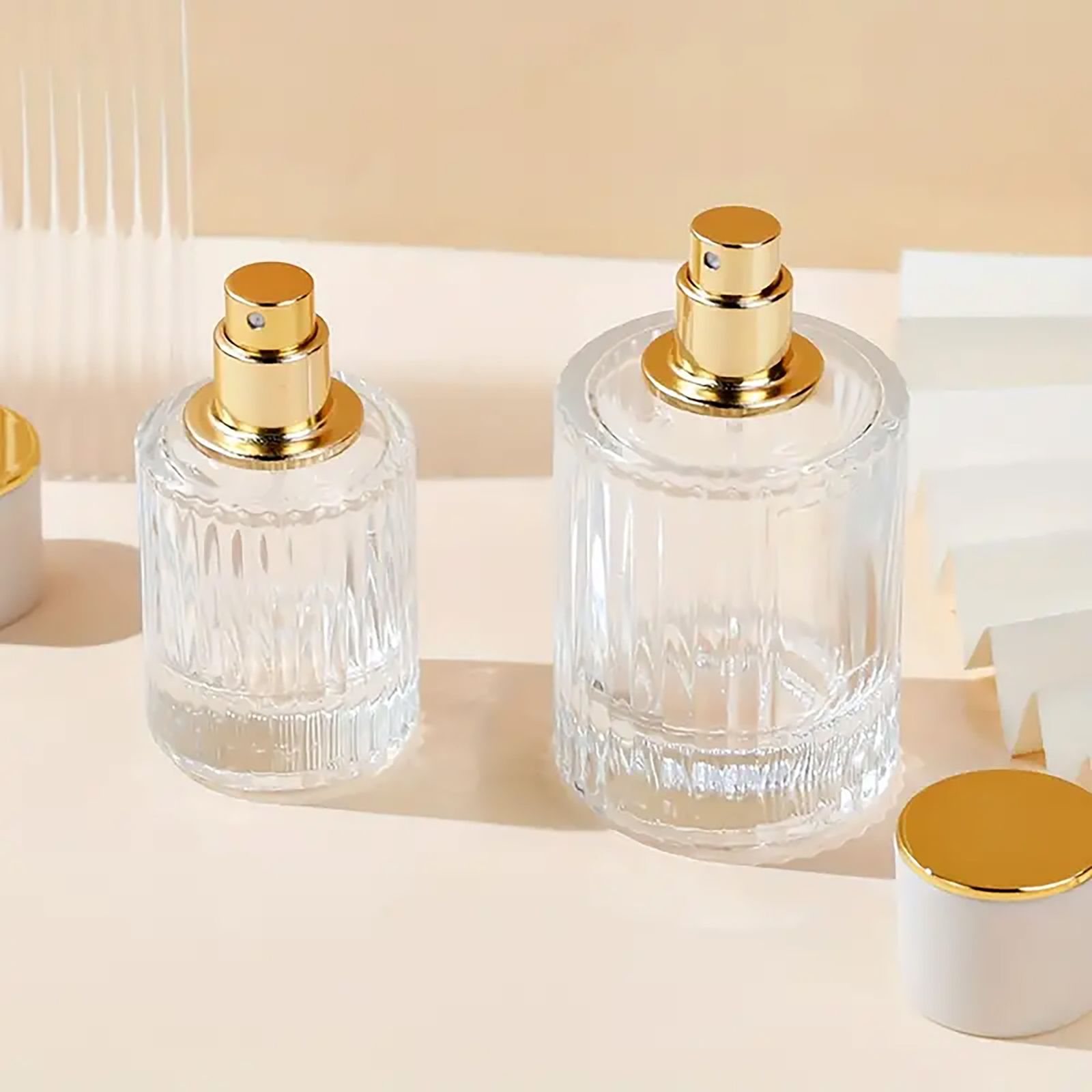 Frascos de vidrio para perfume con pulveridaor y tapa verde 50 ml - Imagen 5