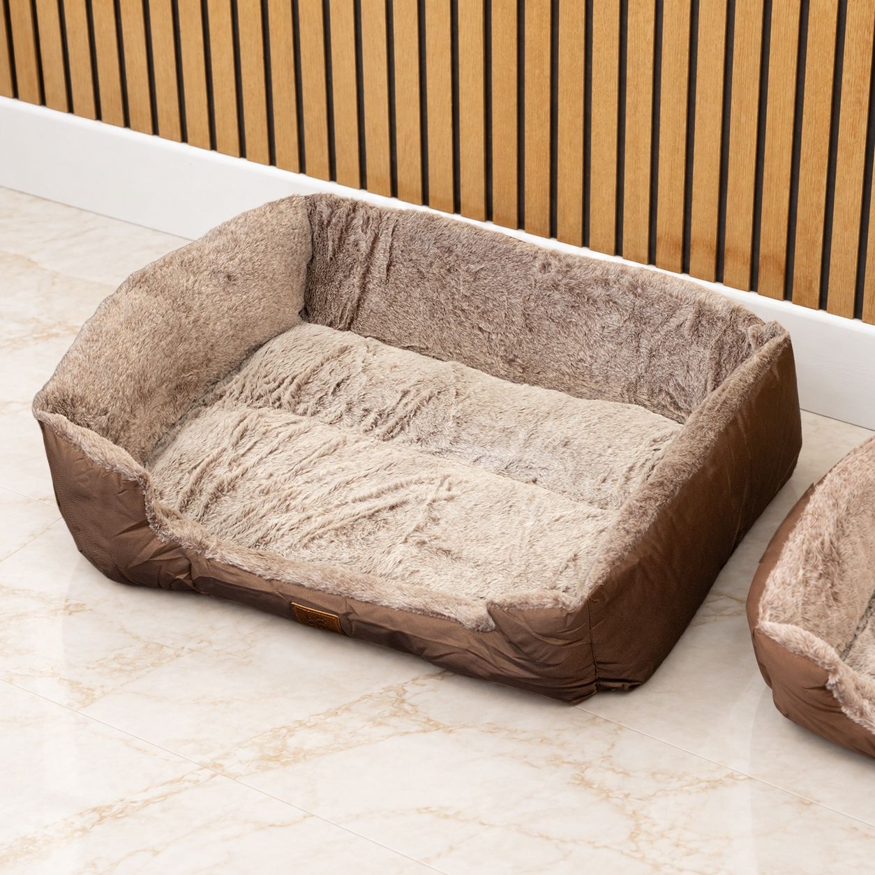 PAW Bed – Oso de peluche marrón mediano – 70 × 55 × 18 cm - Imagen 3